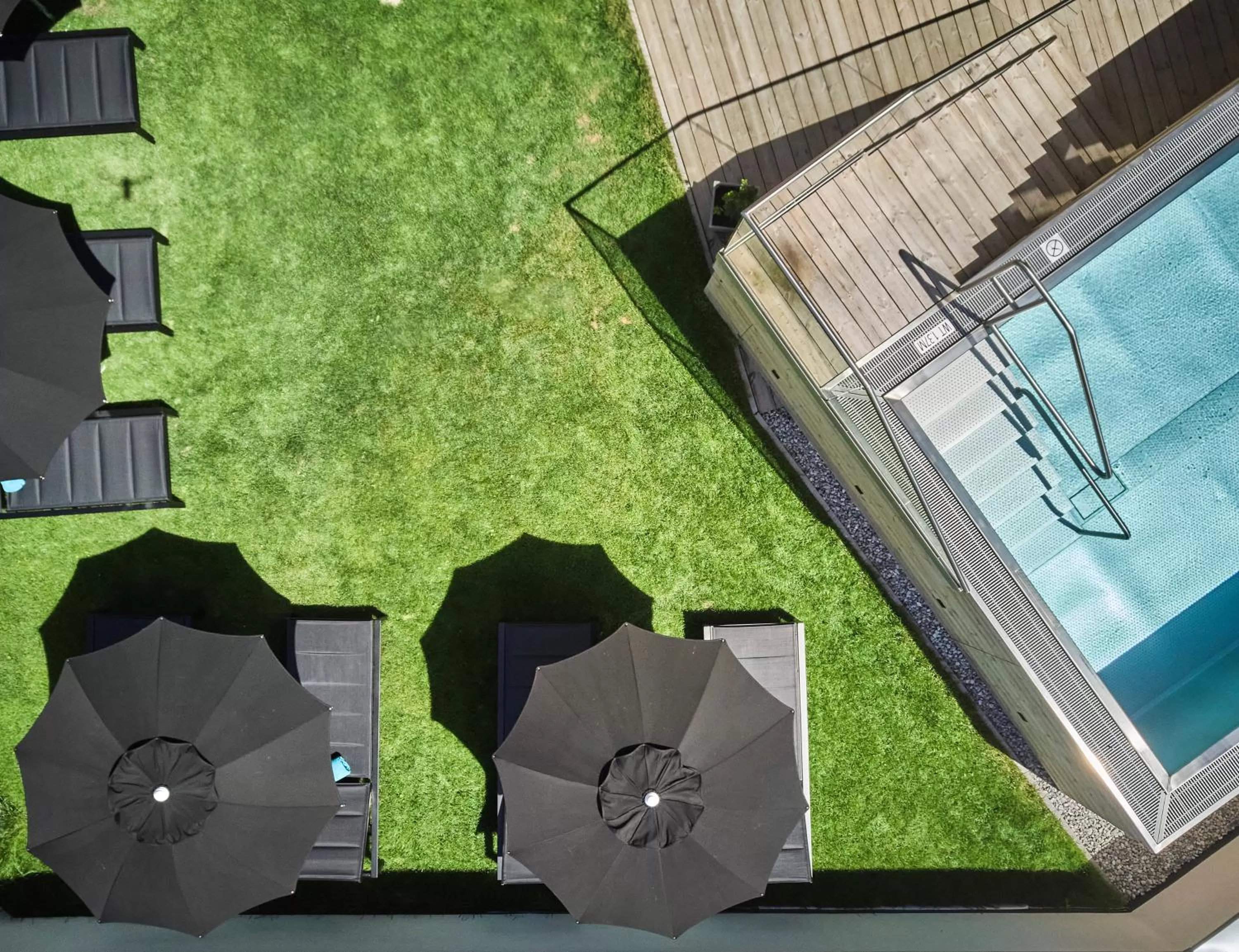 Garden in Hotel Astrid - Ski In - Ski Out