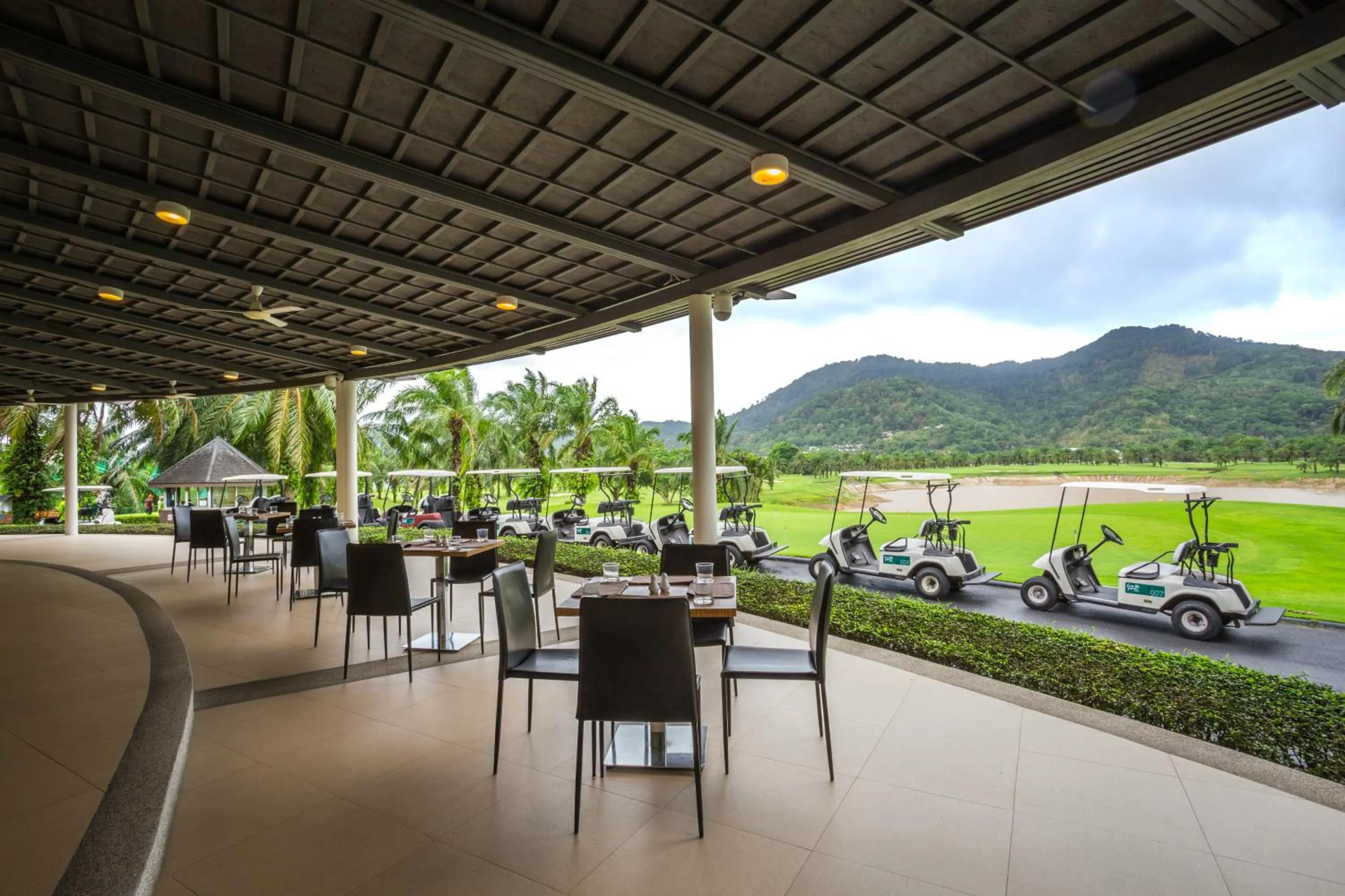 Restaurant/places to eat in Tinidee Golf Resort Phuket