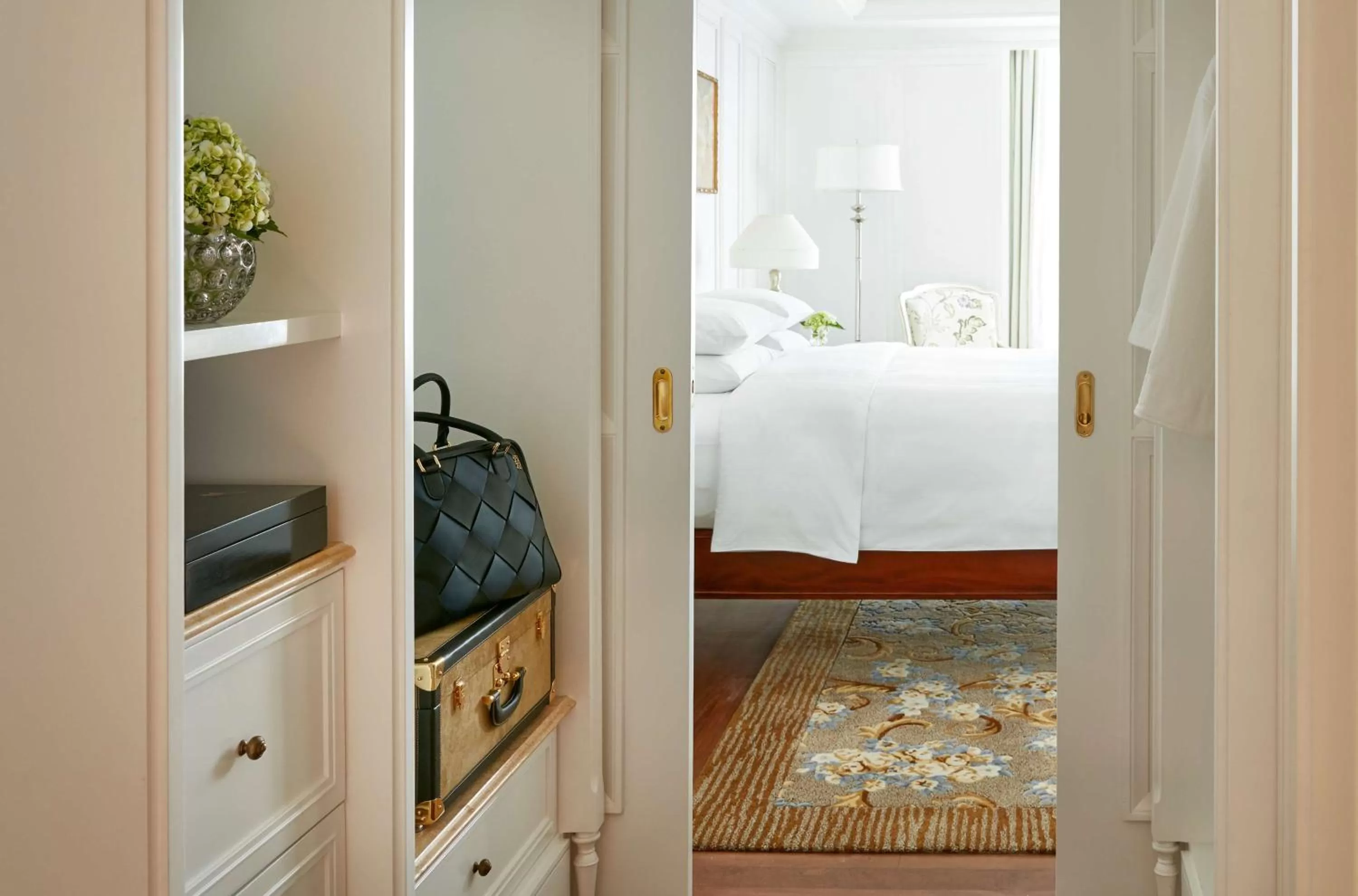 Photo of the whole room, Bed in Park Hyatt Saigon