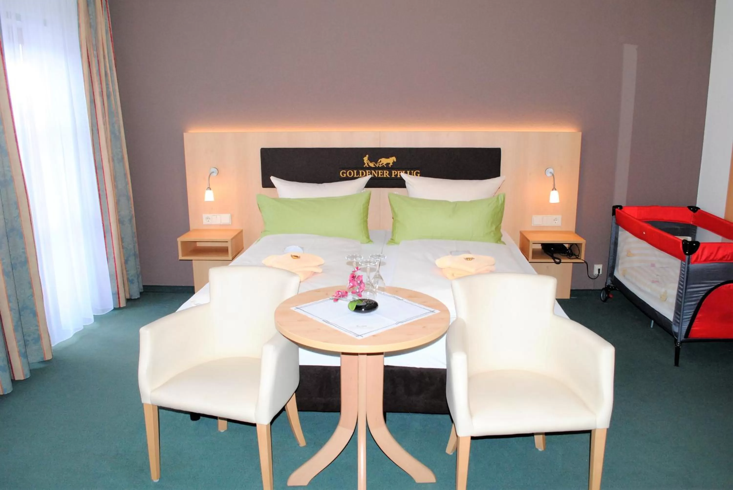 Bedroom, Bed in Landgasthof Goldener Pflug