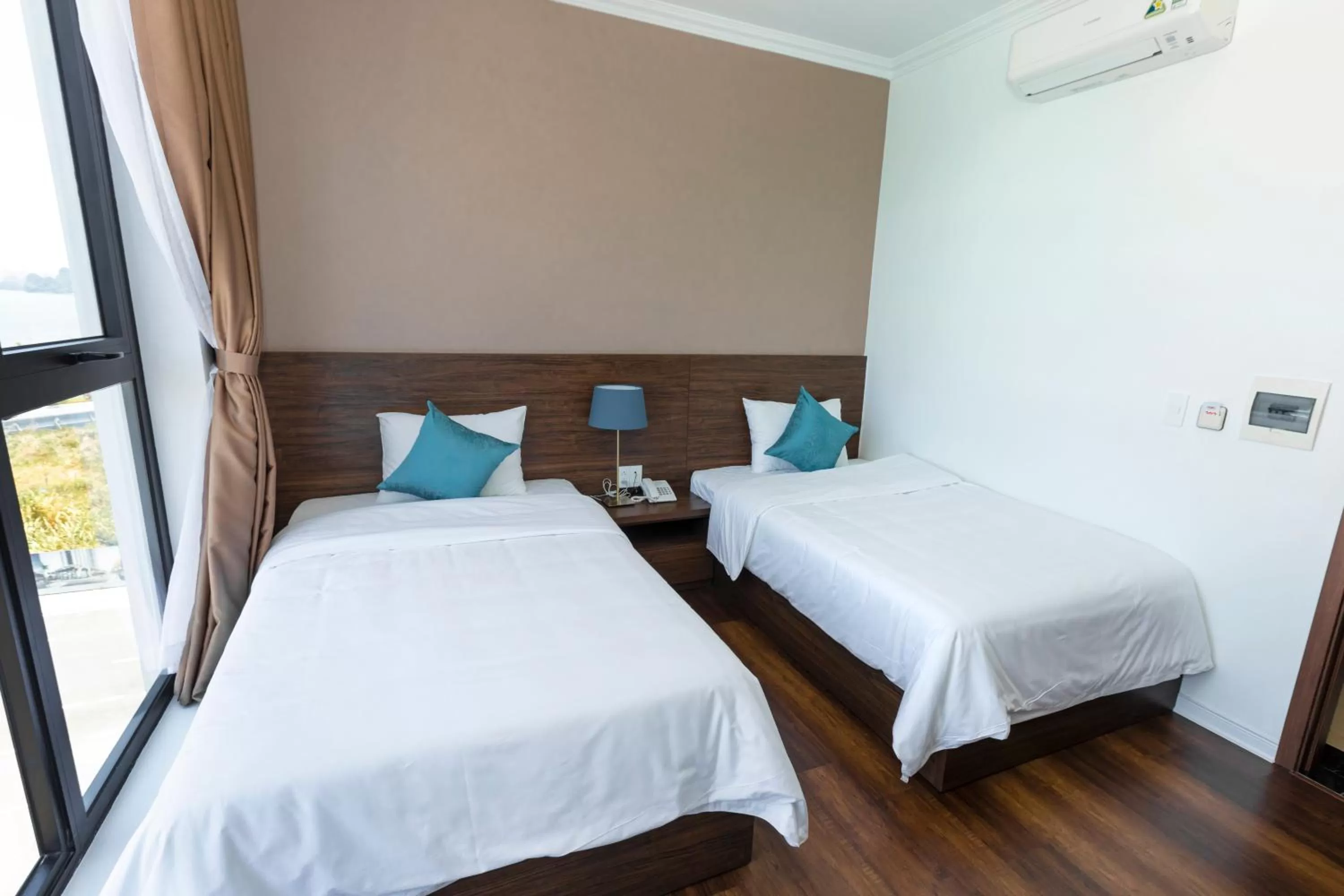 Bedroom, Bed in Minh Phong Hotel Ha Long