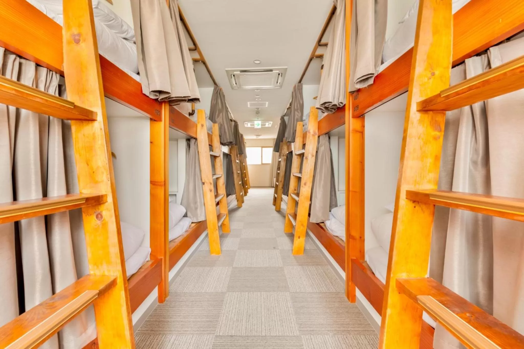 Hostel OGK woman domitory room "not studio just shared room"- Vacation STAY 69330v