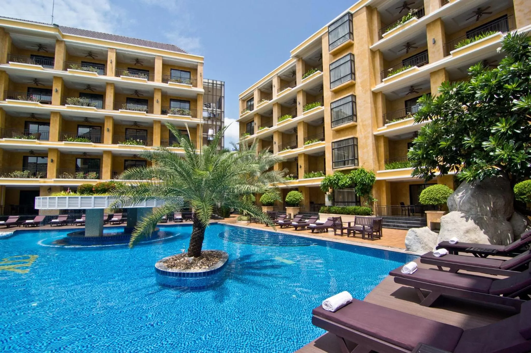 Swimming pool in LK Mantra Pura Resort