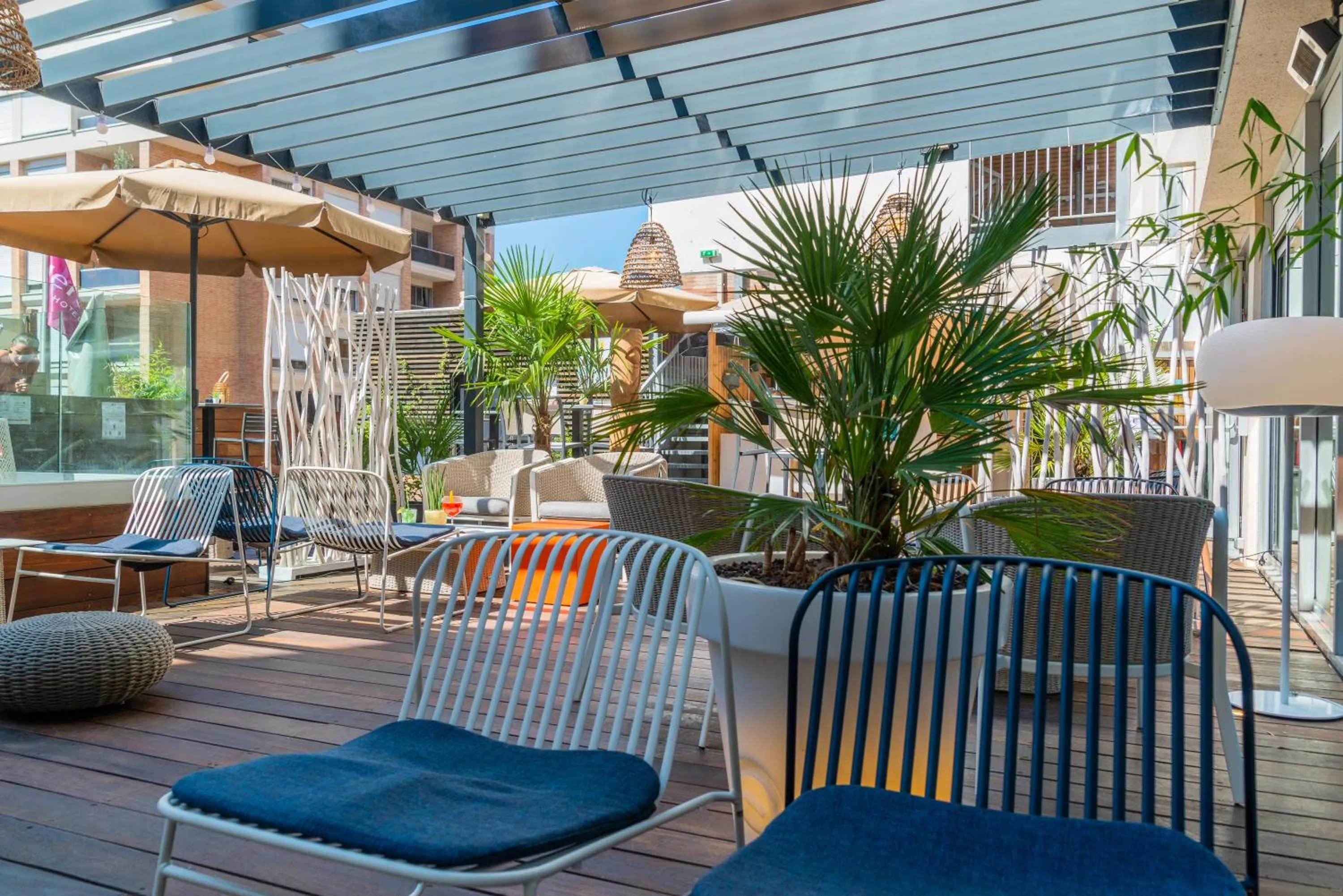 Patio in Mercure Toulouse Centre Saint-Georges