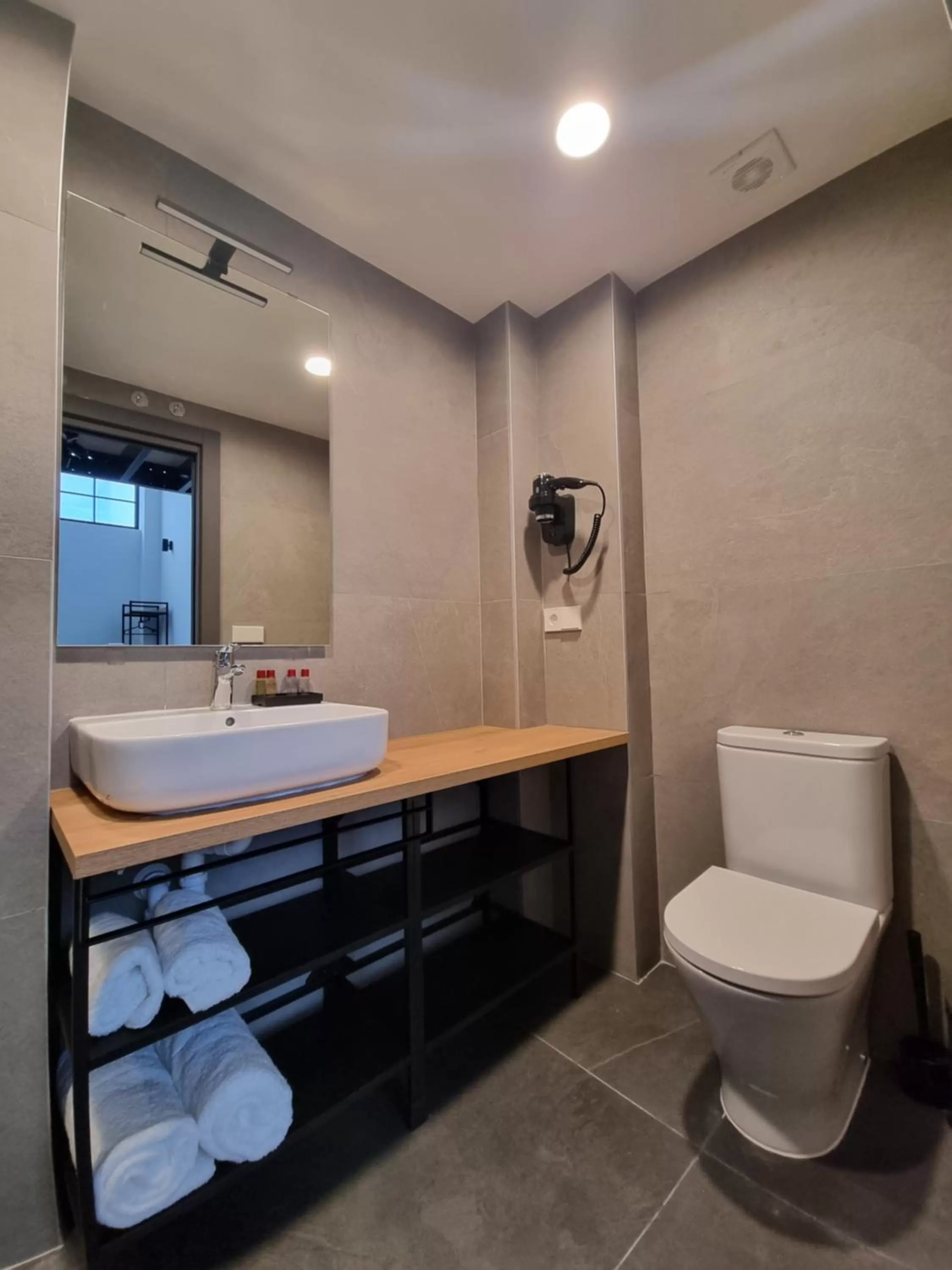 Bathroom in Kabialde Apartamentuak