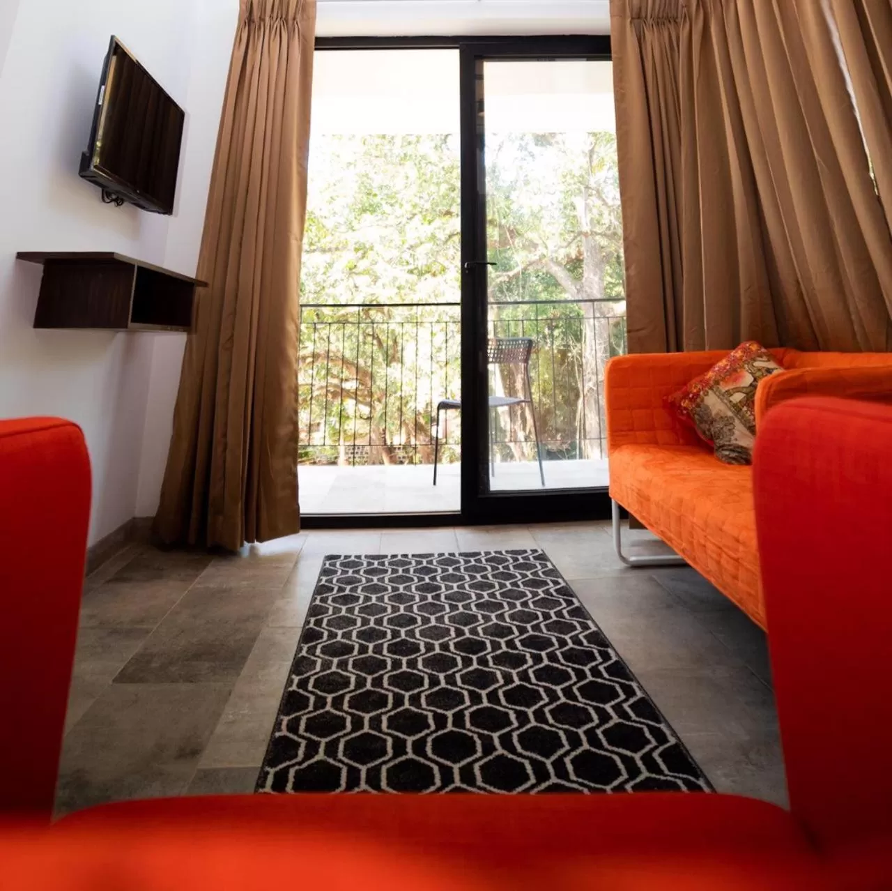 Seating area in HALF Hotel, Calangute