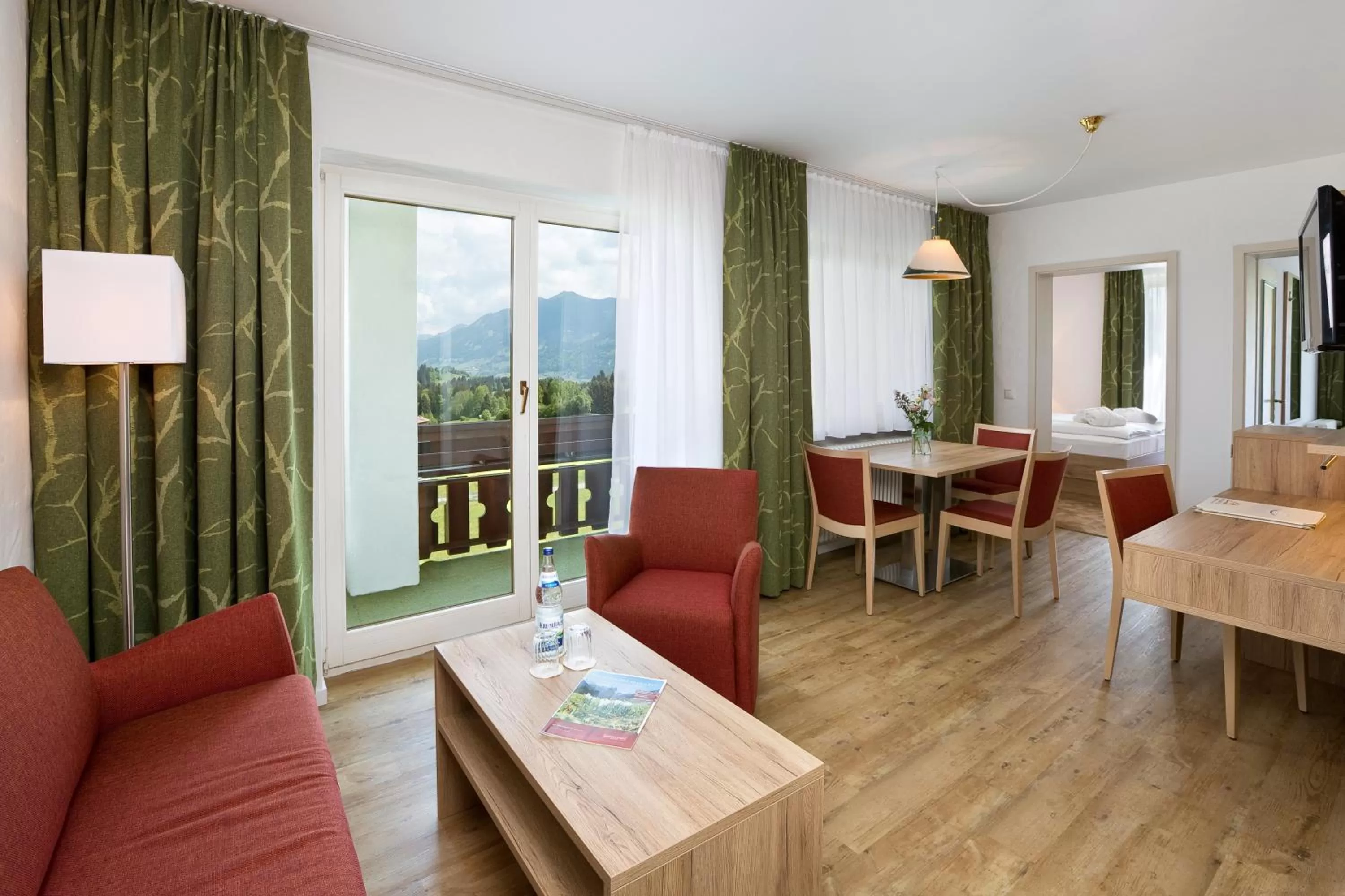 Living room, Seating Area in Ringhotel Nebelhornblick