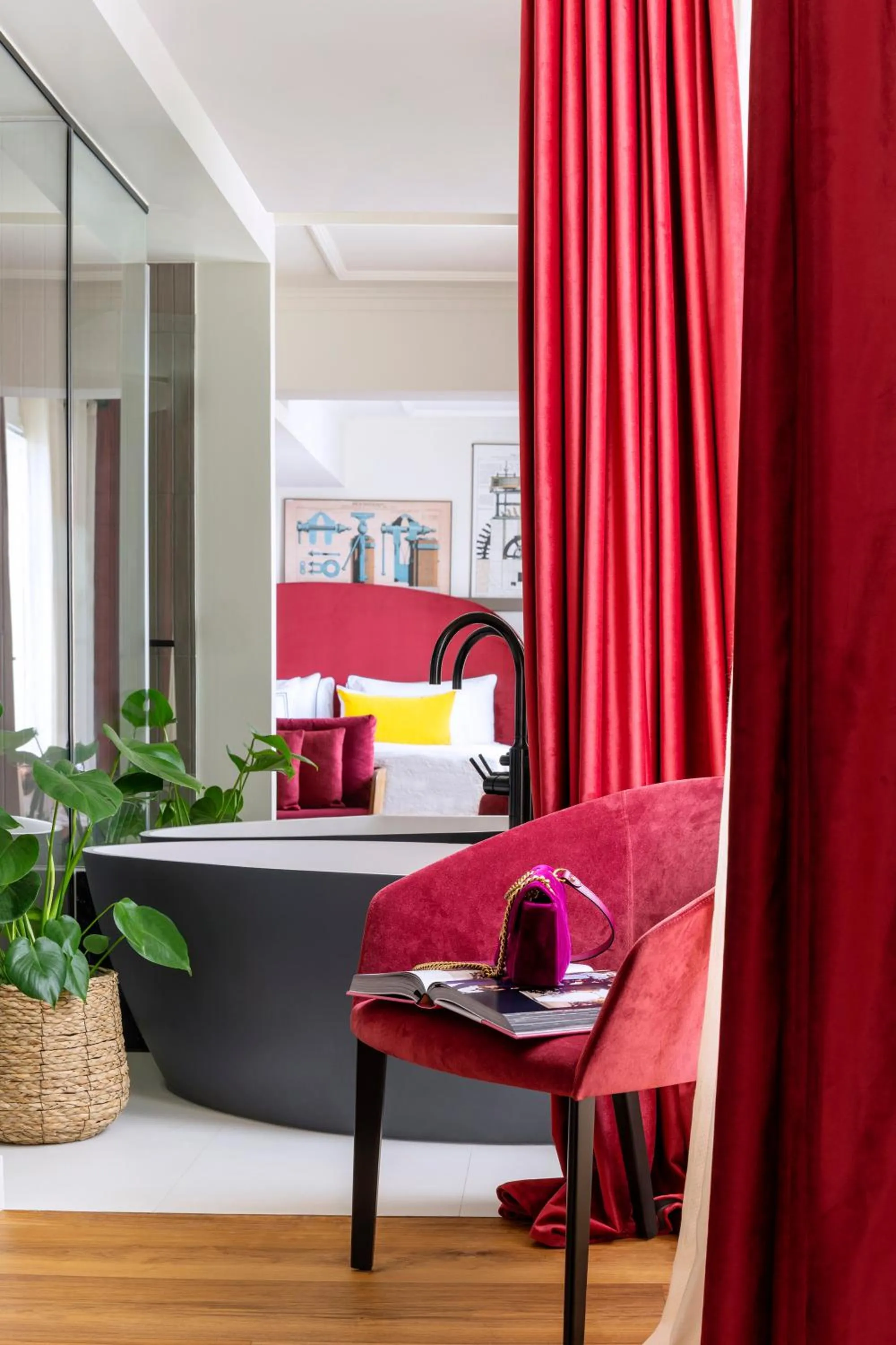 Bathroom in Villa Marquis a Member of Melia Collection Tour Eiffel