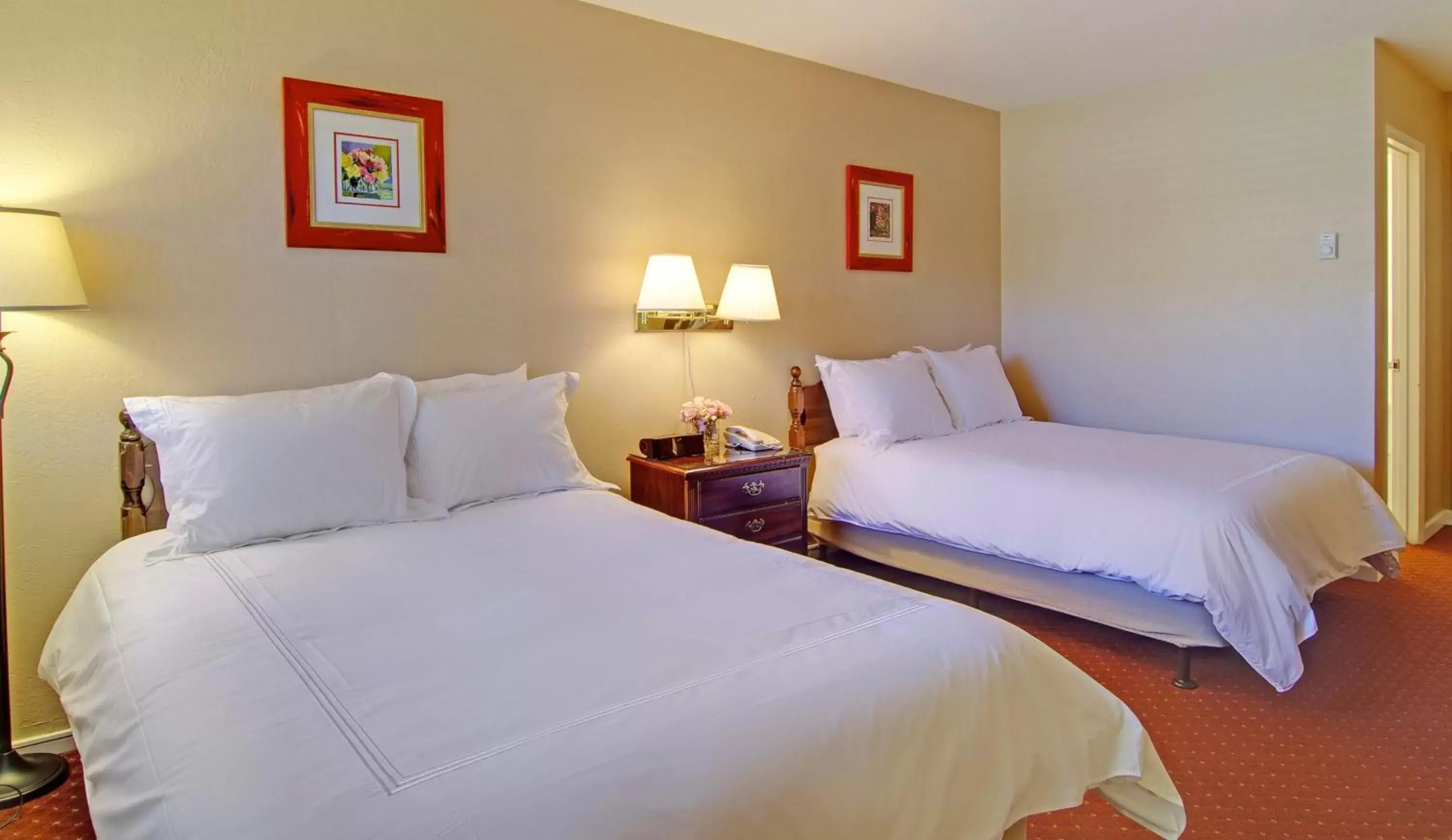 Standard Double Room - Pet Friendly in Svendsgaard's Inn Standard Double Room - Pet Friendly in Svendsgaard's Inn