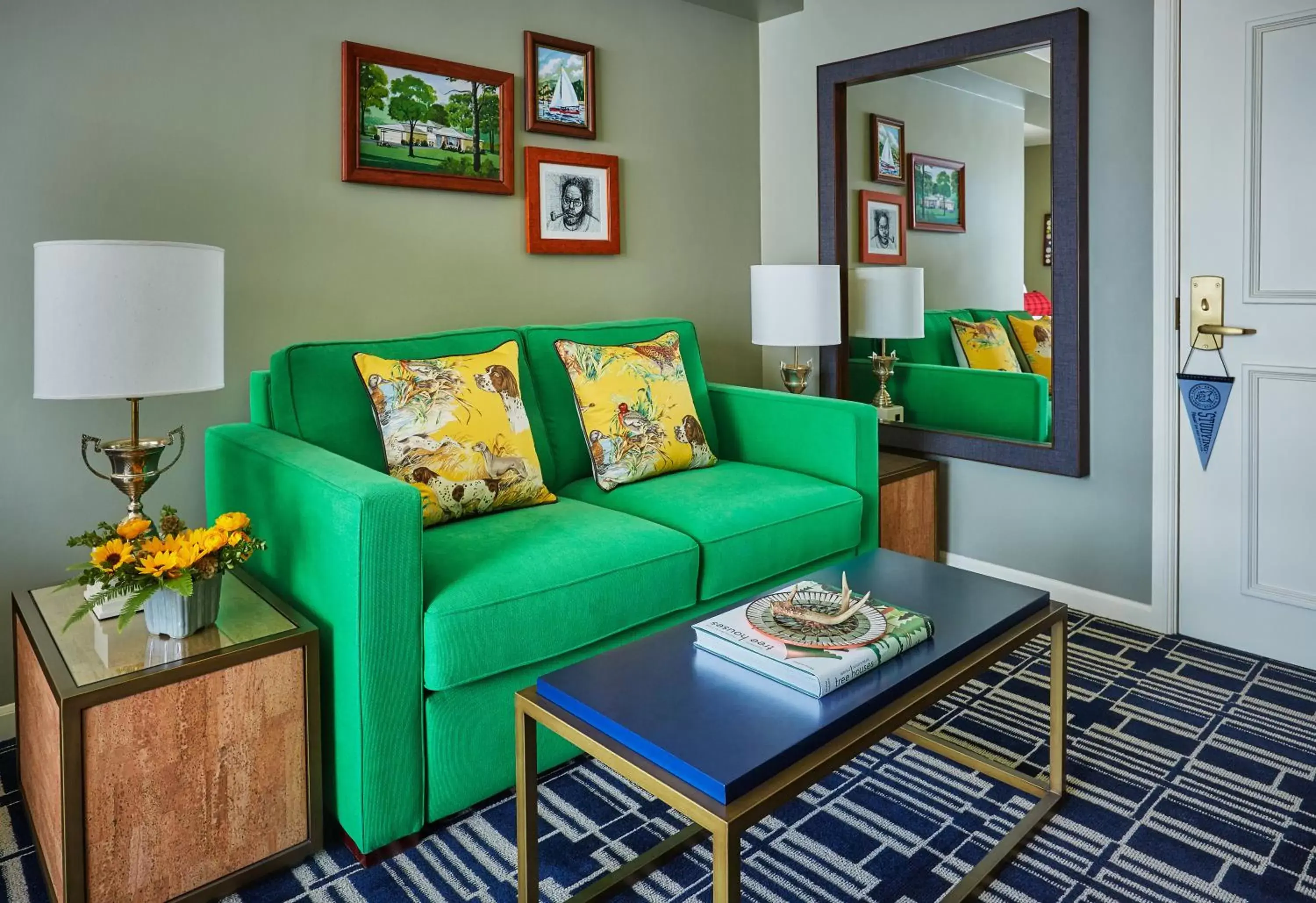 Graduata King Studio Suite in Graduate by Hilton Madison Graduata King Studio Suite in Graduate by Hilton Madison