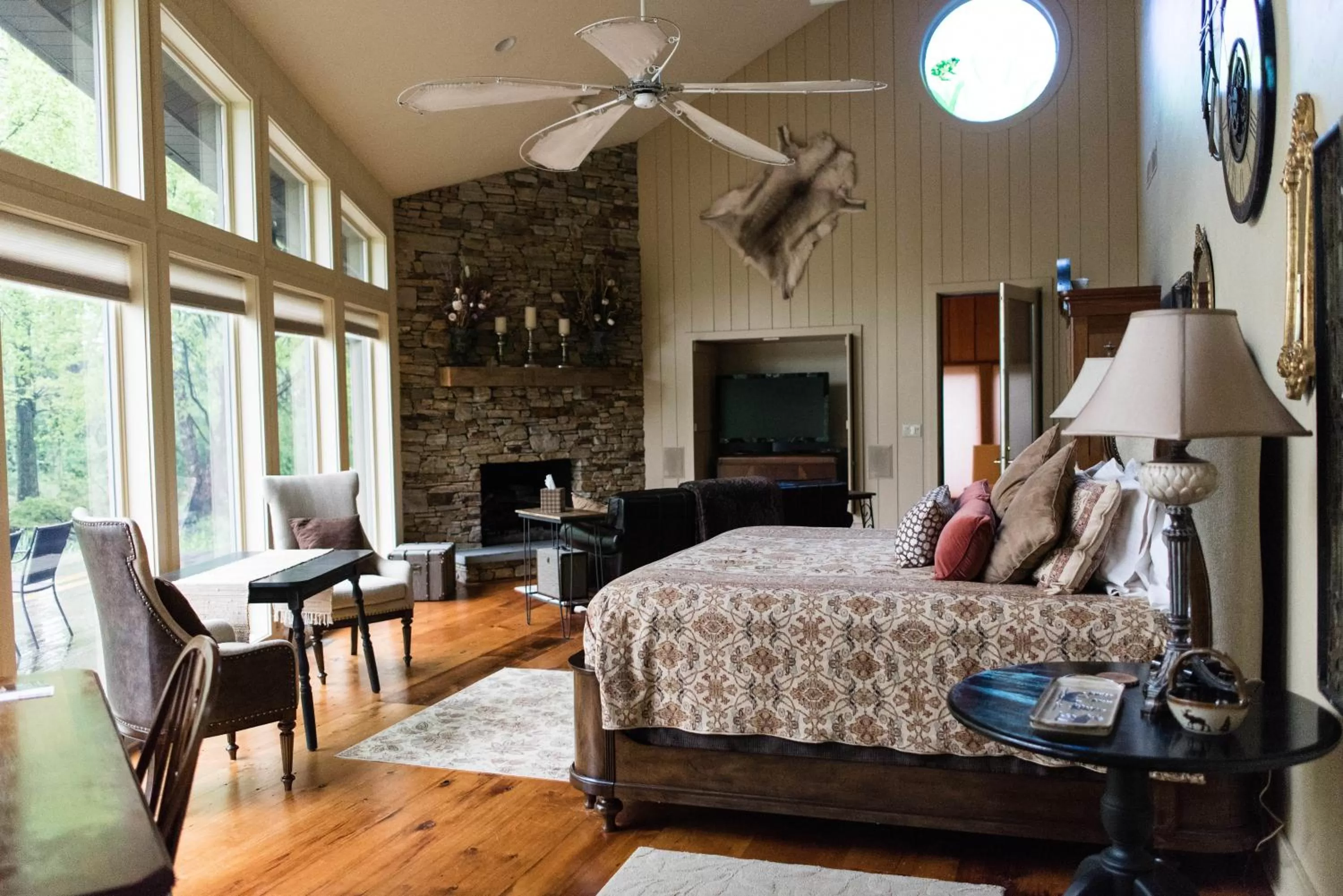 Bedroom, Bed in The Inn at White Oak