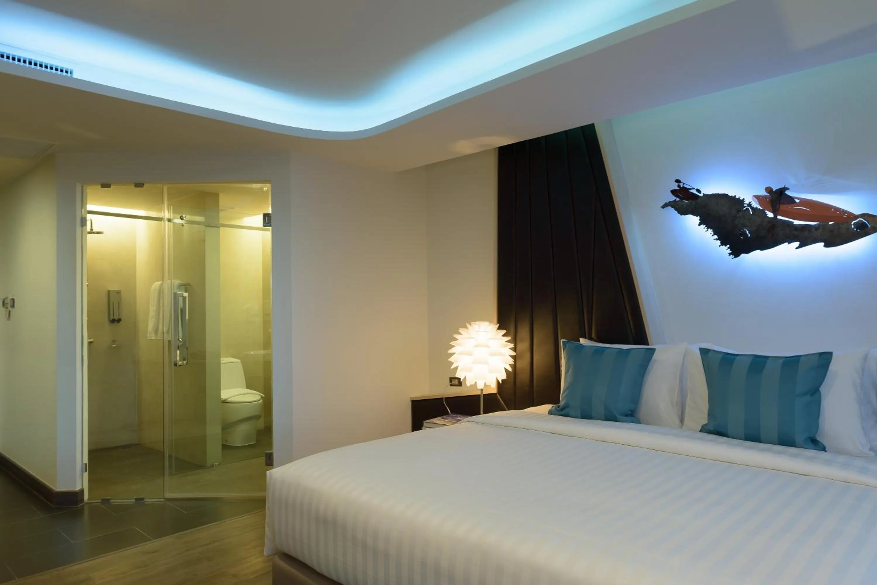 Bedroom, Bed in The Xtreme Suites