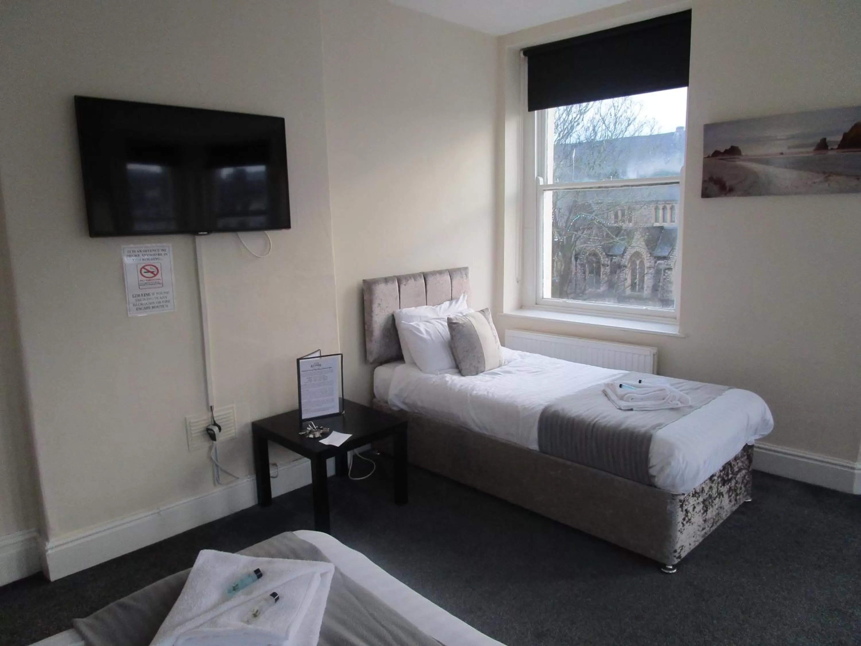 Bed in The New Alexandra Hotel