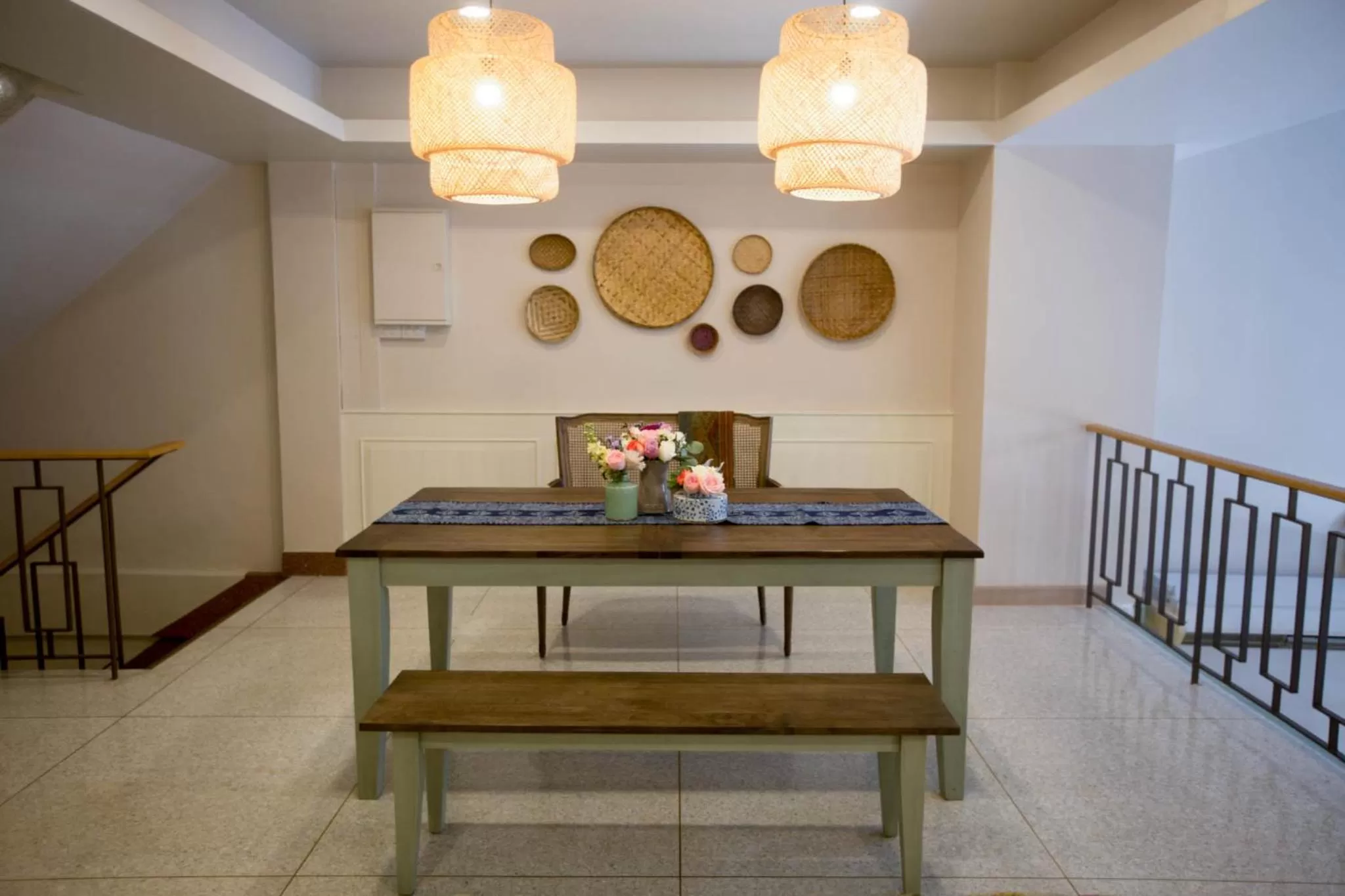 Vera Nidhra - Self check-in after 6pm