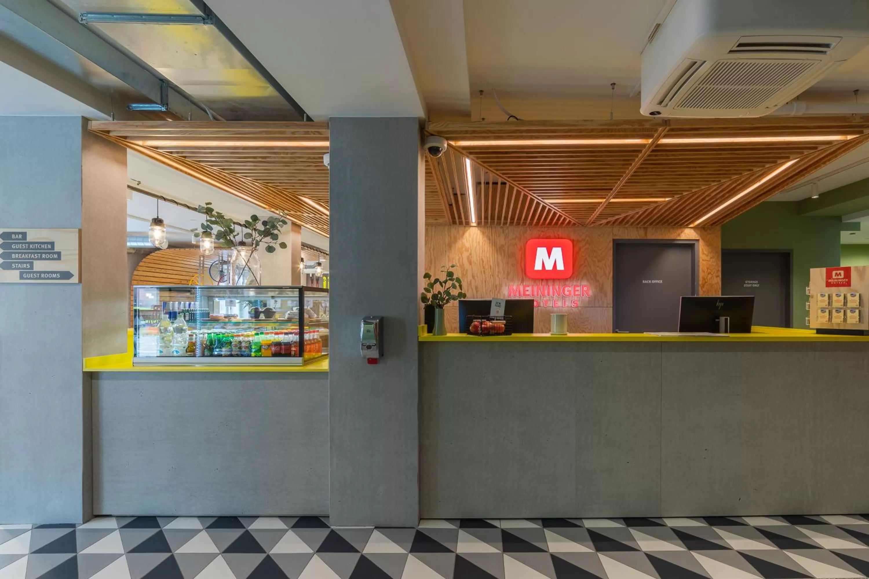 Lobby or reception, Lobby/Reception in MEININGER Hotel Innsbruck Zentrum