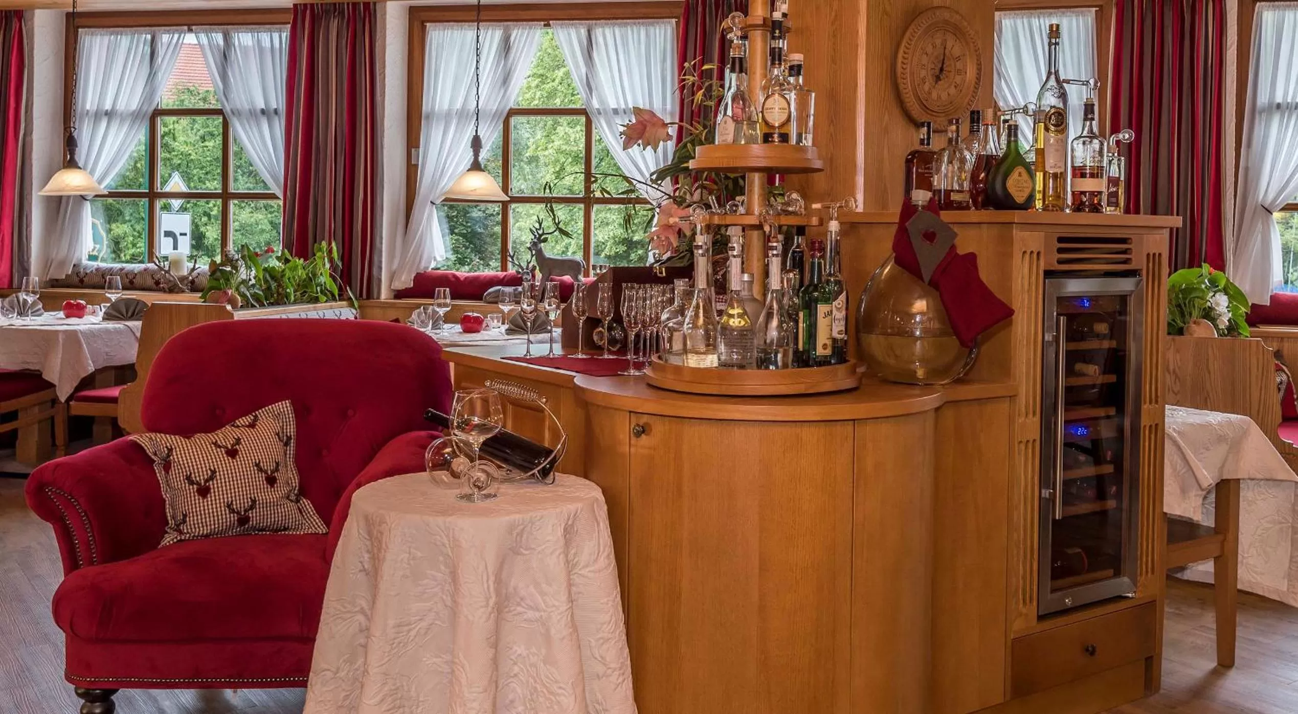 Meals, Lounge/Bar in Hotel Mutz