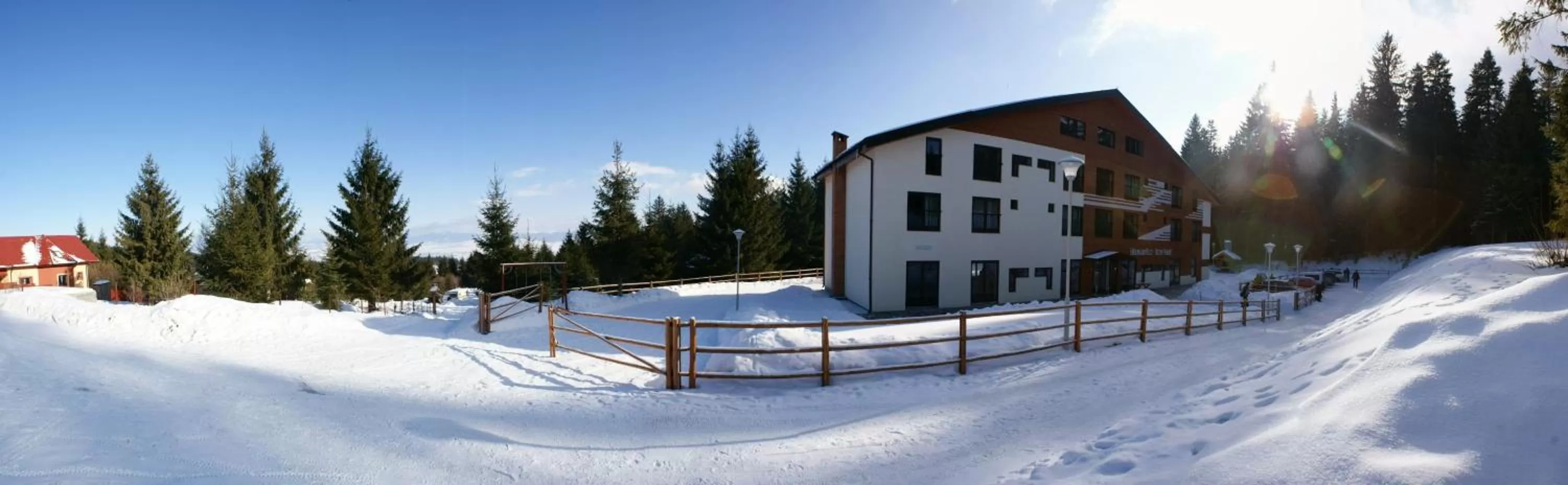 Property building, Winter in Mountain-Rest Pension