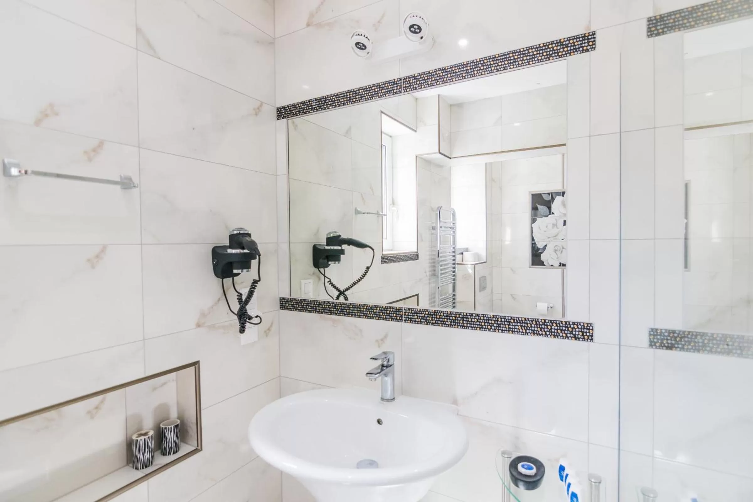 Bathroom in Resident Rene