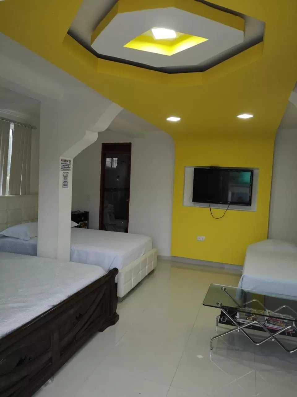 TV/Entertainment Center in Apartamentos Isla Tropical