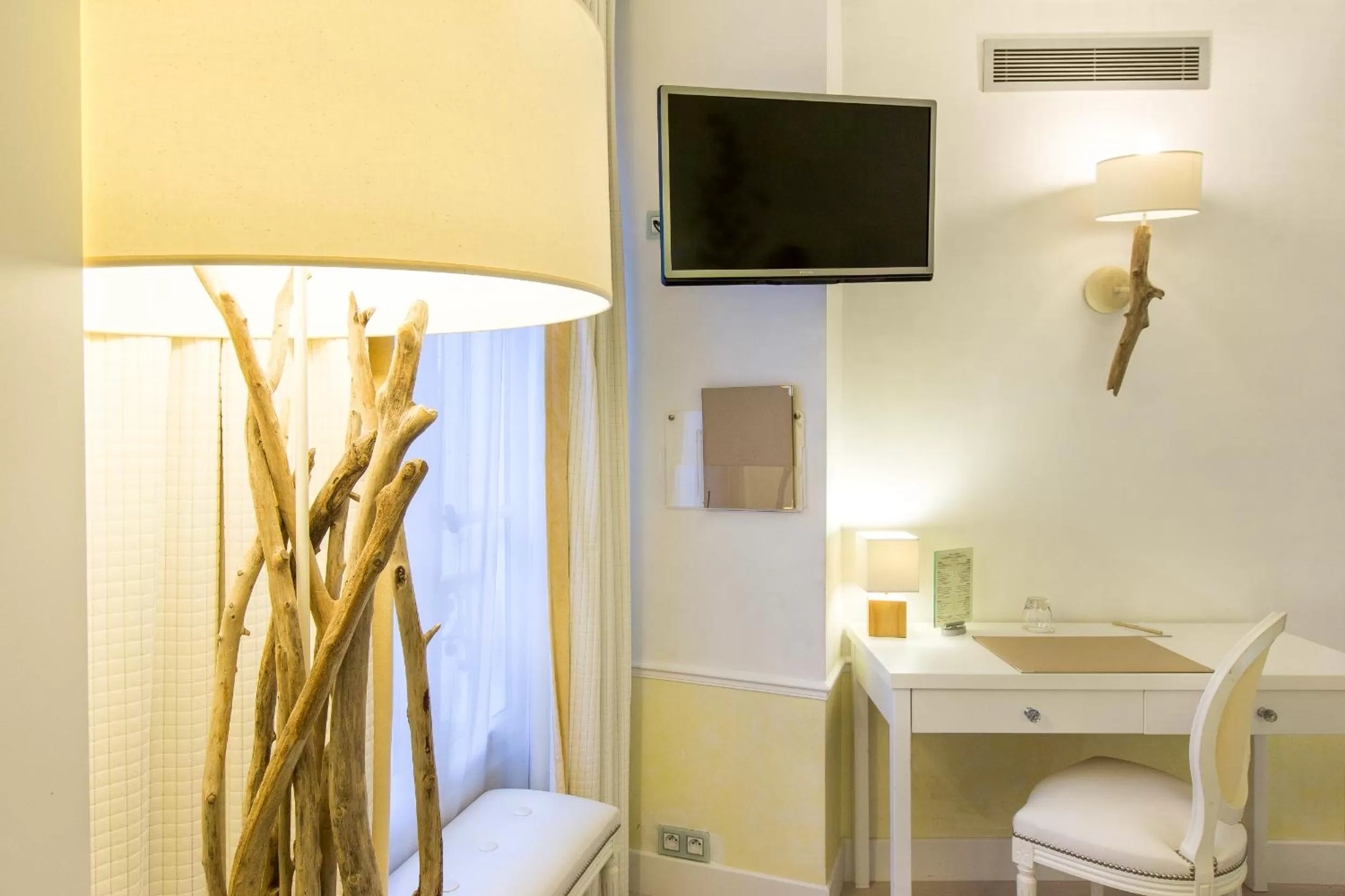 TV and multimedia in Eiffel Trocadéro