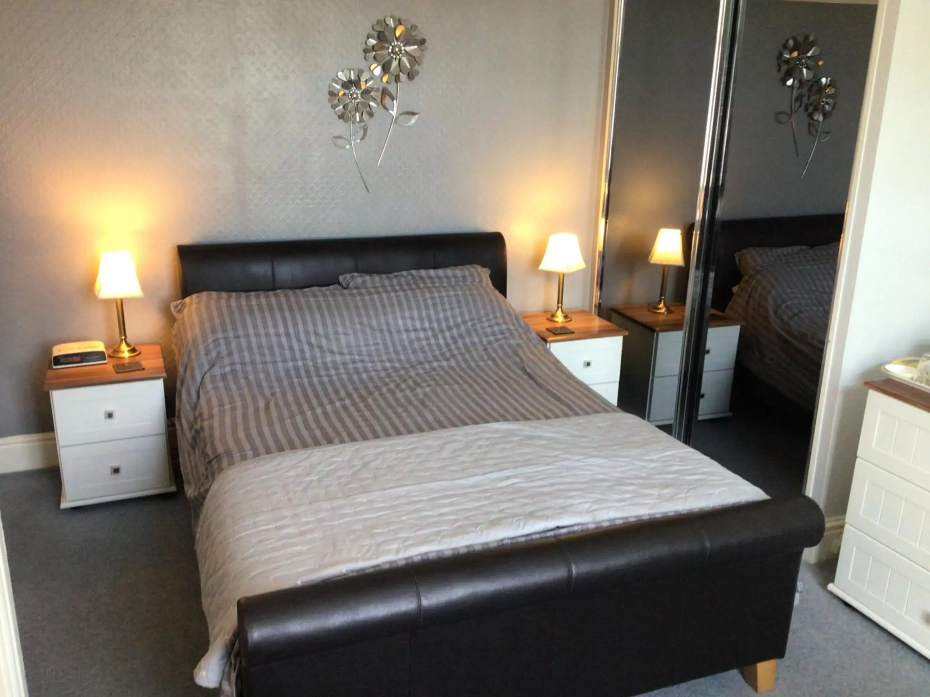 Double Room with Private Bathroom in Southbourne Guest House Double Room with Private Bathroom in Southbourne Guest House