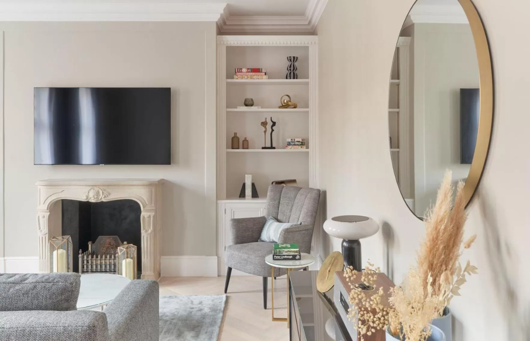 Living room in 11 Cadogan Gardens and The Apartments by Iconic Luxury Hotels