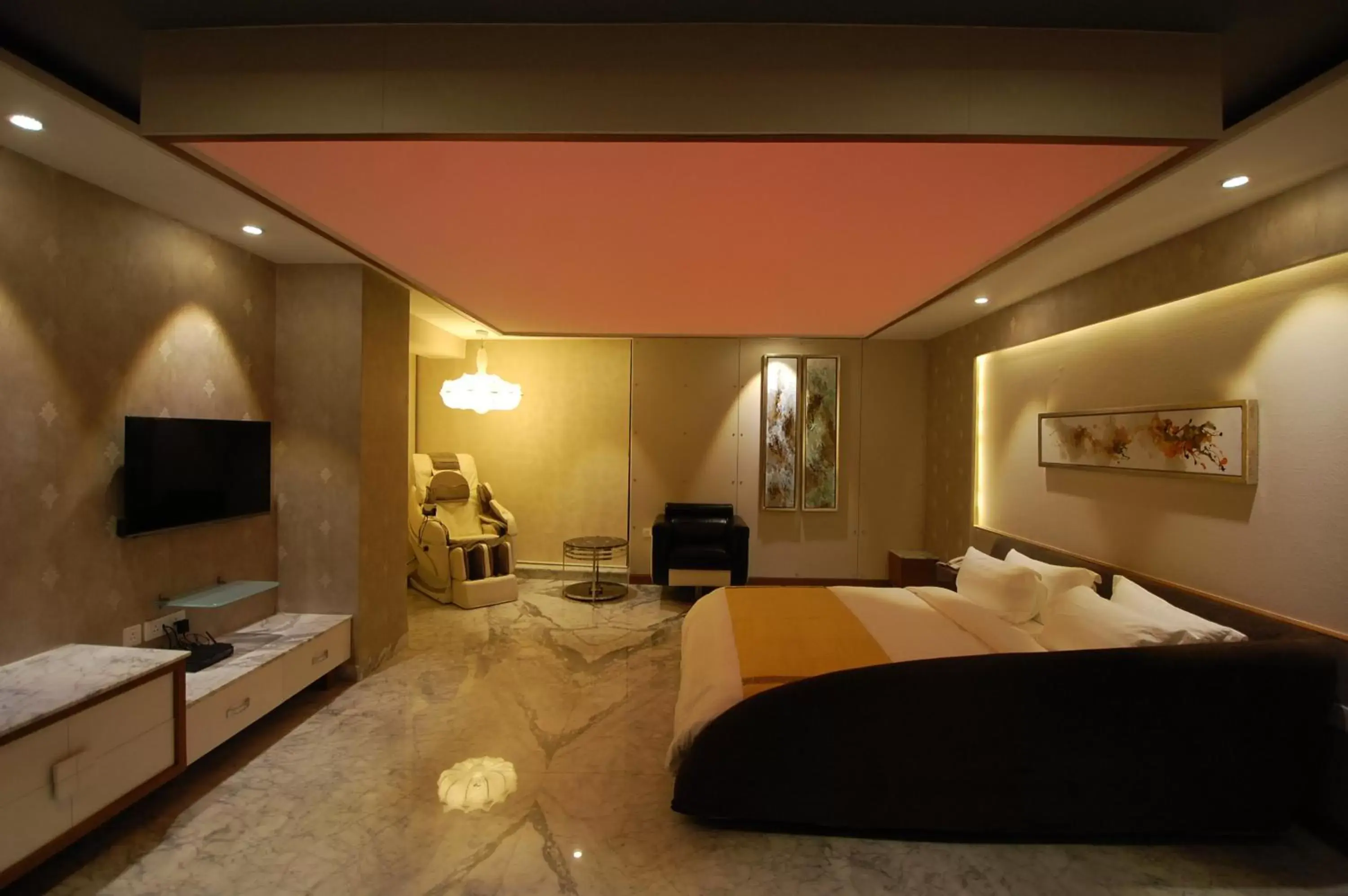 Large Double Room - single occupancy in Click hotel Sapphire Star Large Double Room - single occupancy in Click hotel Sapphire Star