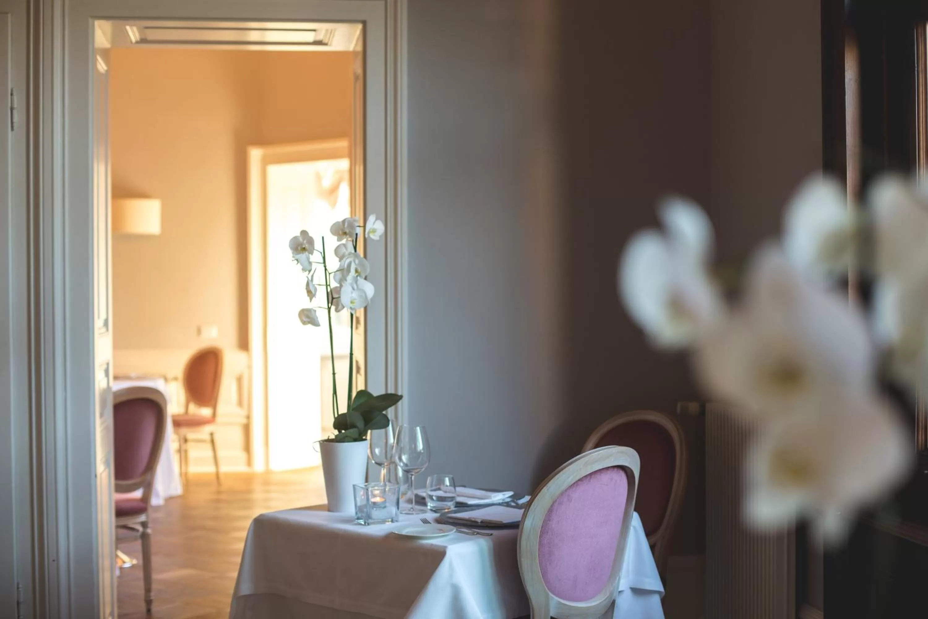 Dining area in Camin Hotel Luino