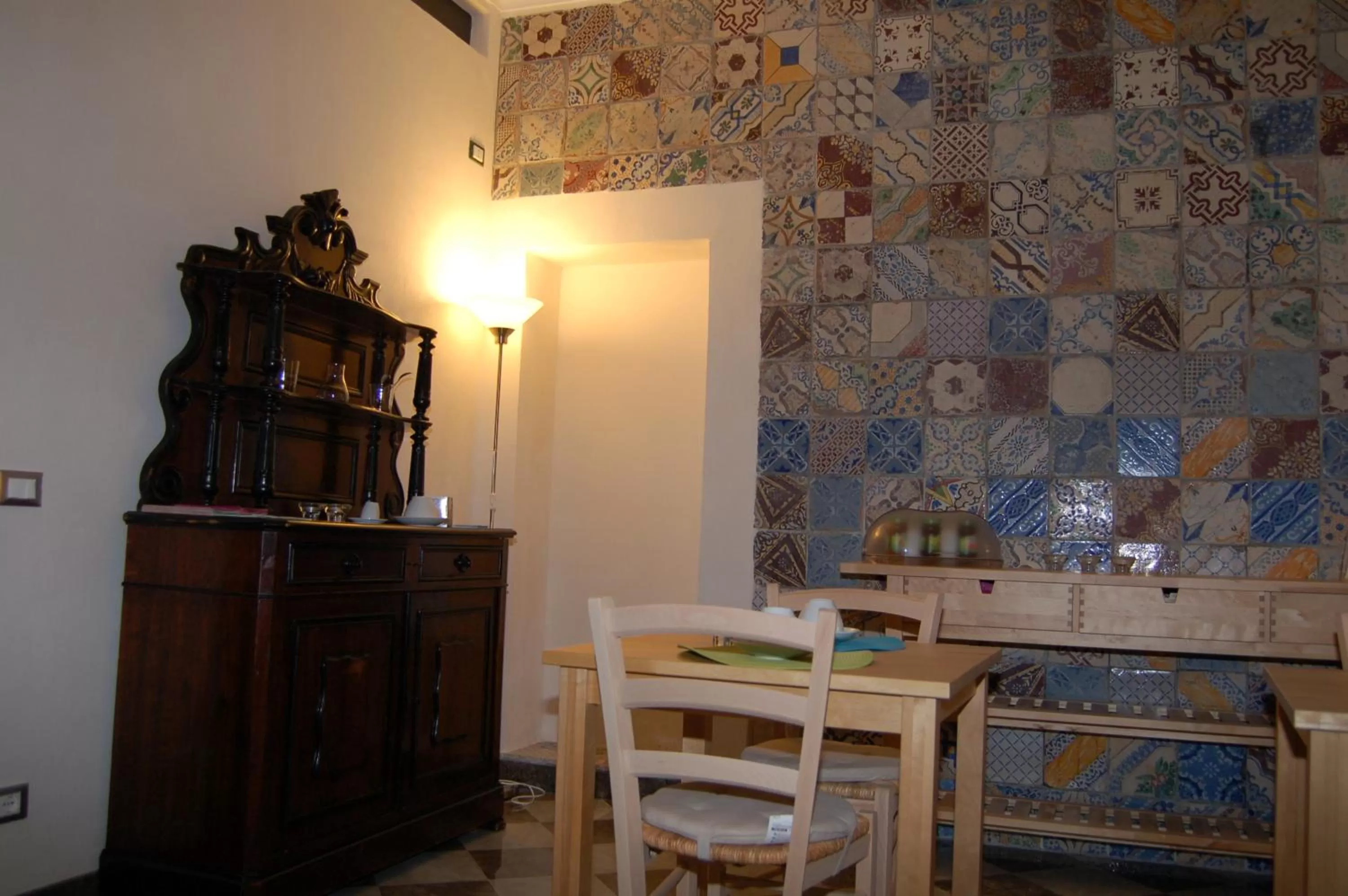 Communal lounge/ TV room in Federico Secondo B&B