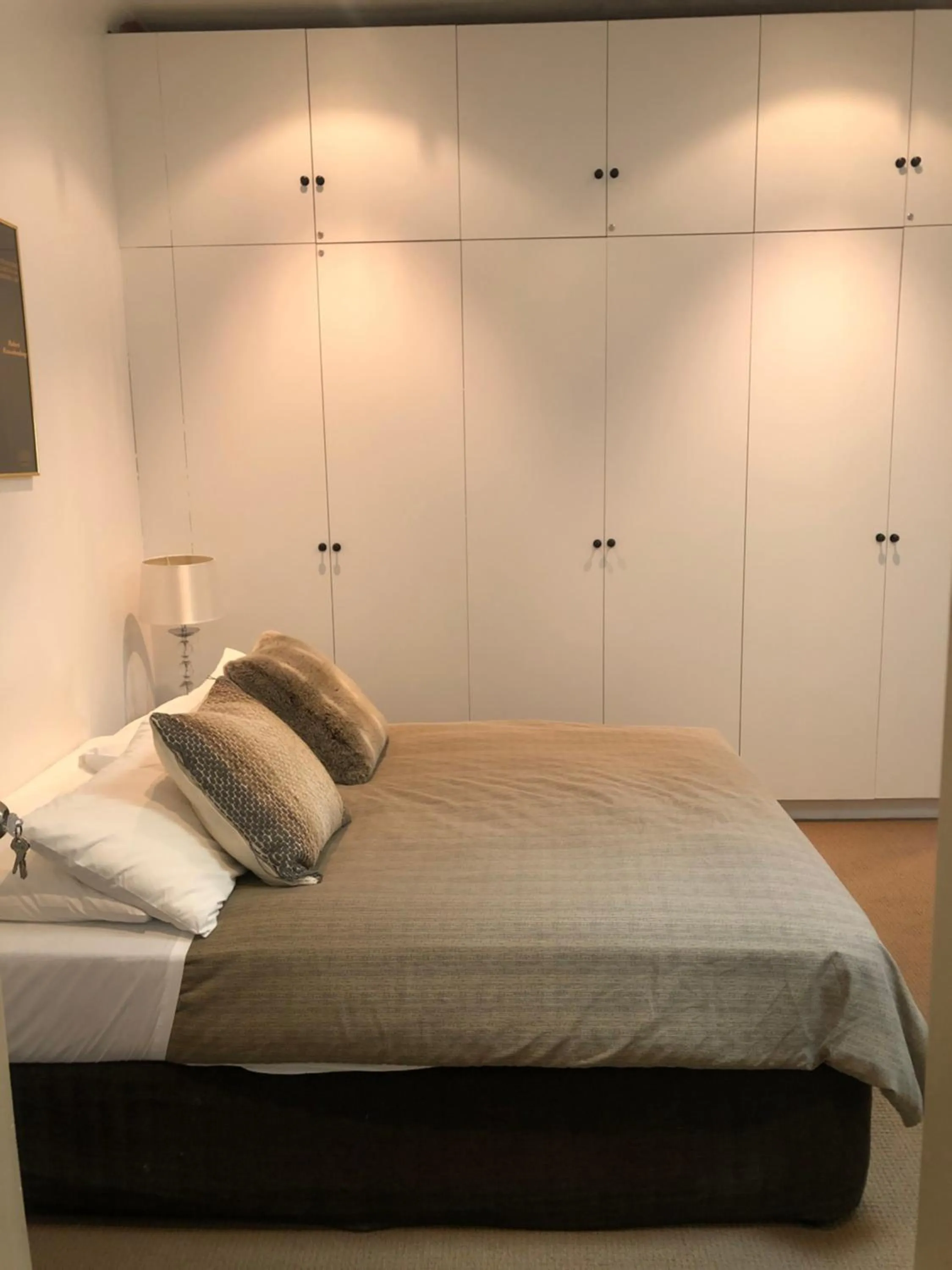 wardrobe, Bed in Hotel 59 Sydney