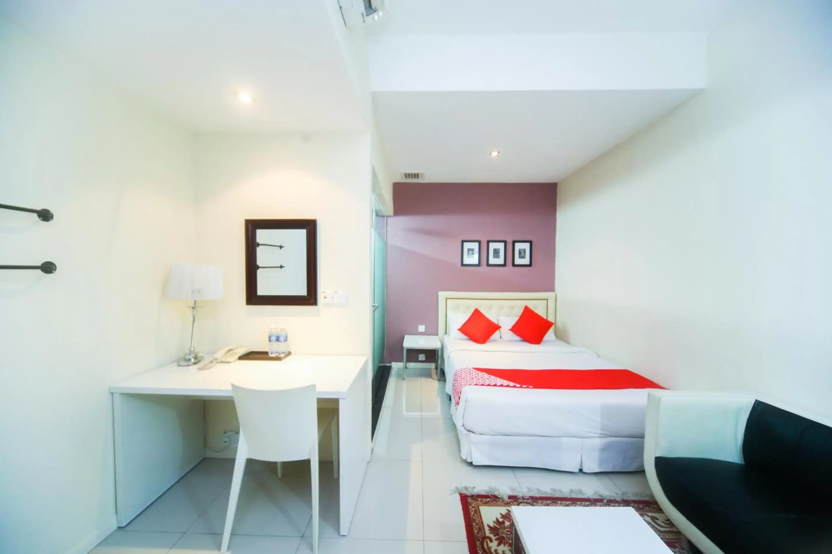 Standard Double Room in OYO 777 Epal Hotel Standard Double Room in OYO 777 Epal Hotel