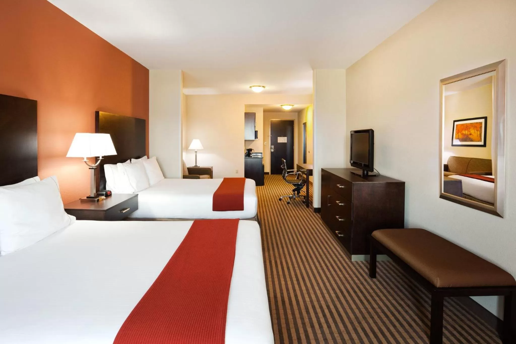 Bedroom, Bed in Holiday Inn Express Charlotte Southeast - Matthews by IHG