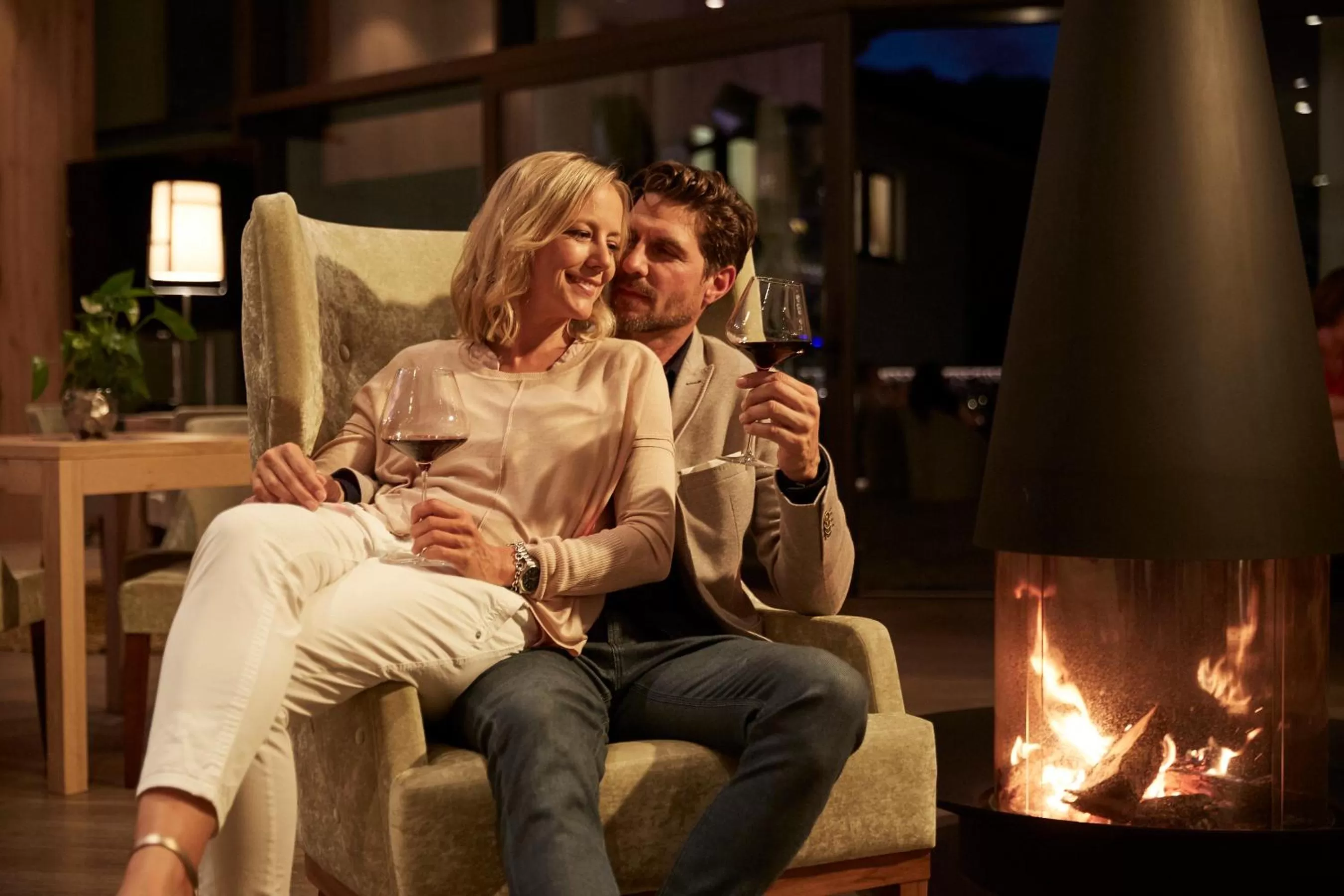 Lounge or bar in Hotel Rosengarten (Schenna Resort)