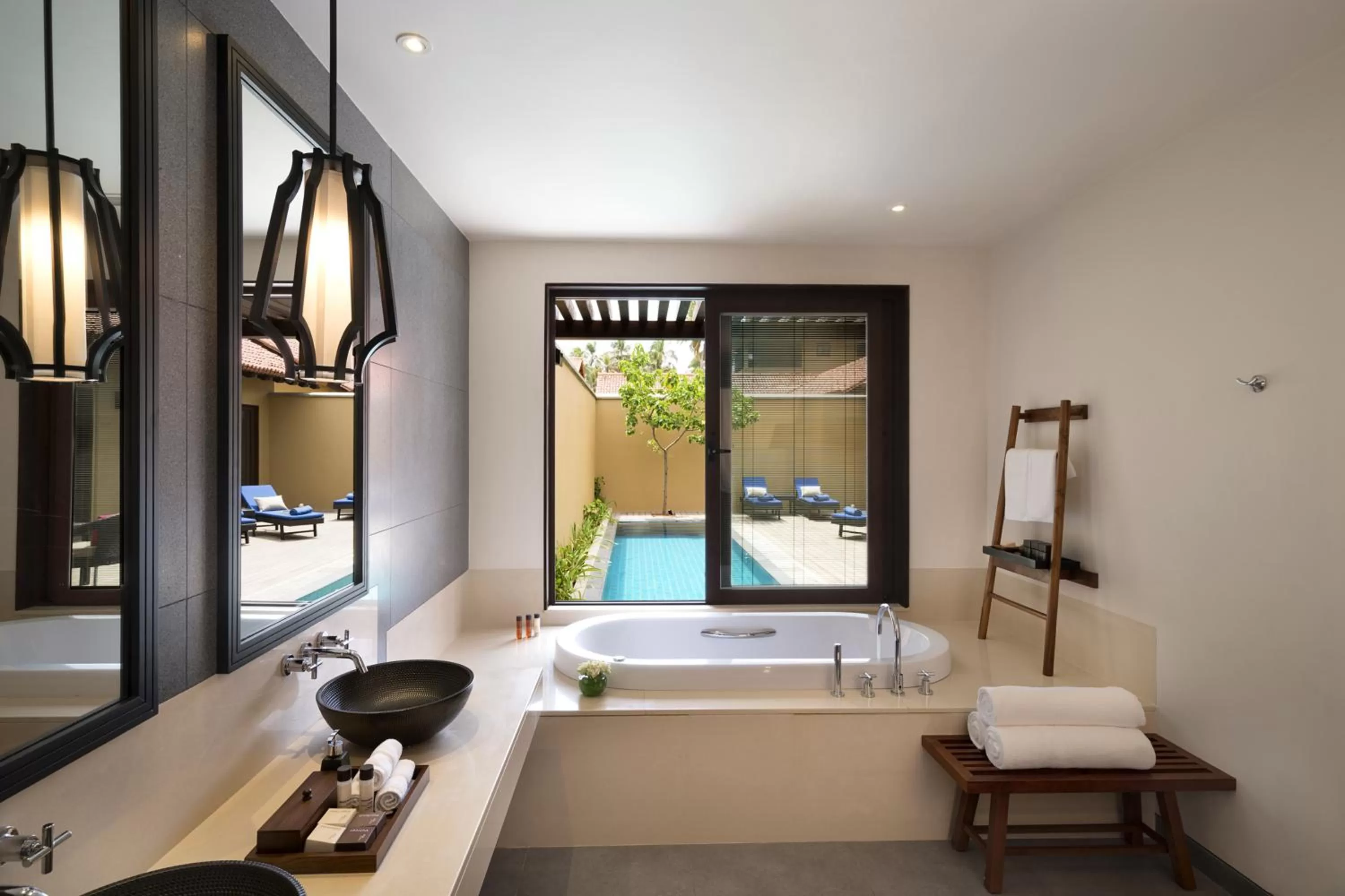 Bathroom, Bed in Anantara Kalutara Resort