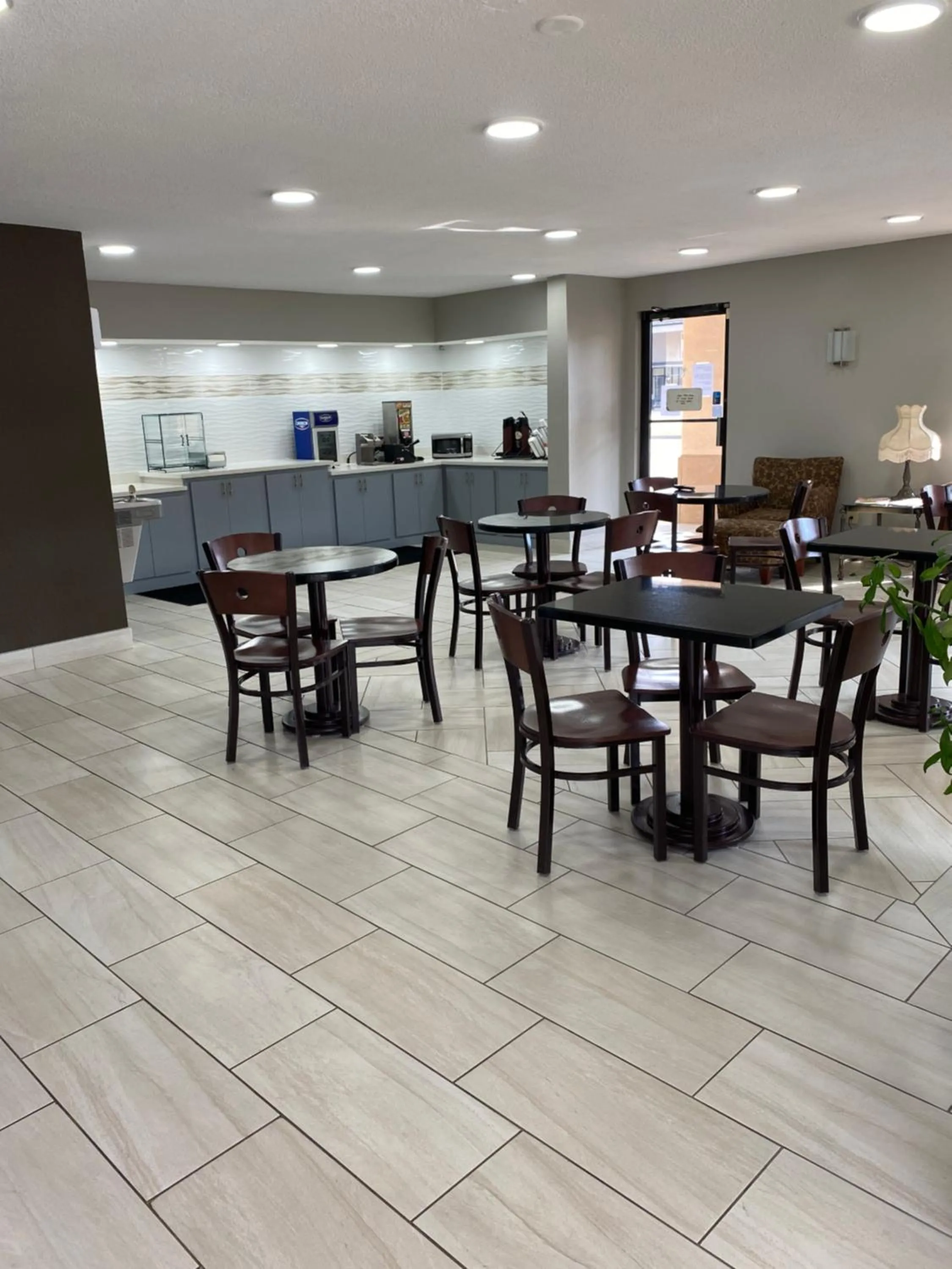 Lobby or reception in Mockingbird Inn & Suites