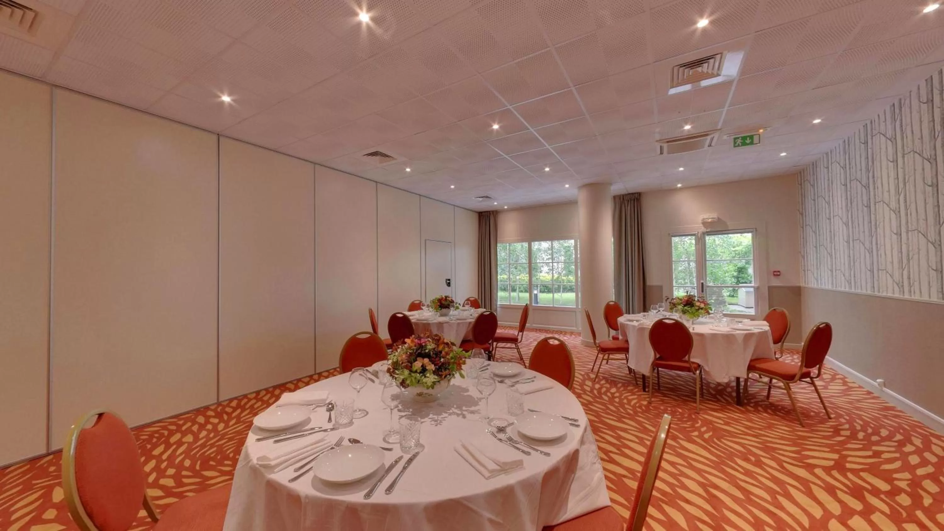 Business facilities in Mercure Rambouillet Relays Du Château
