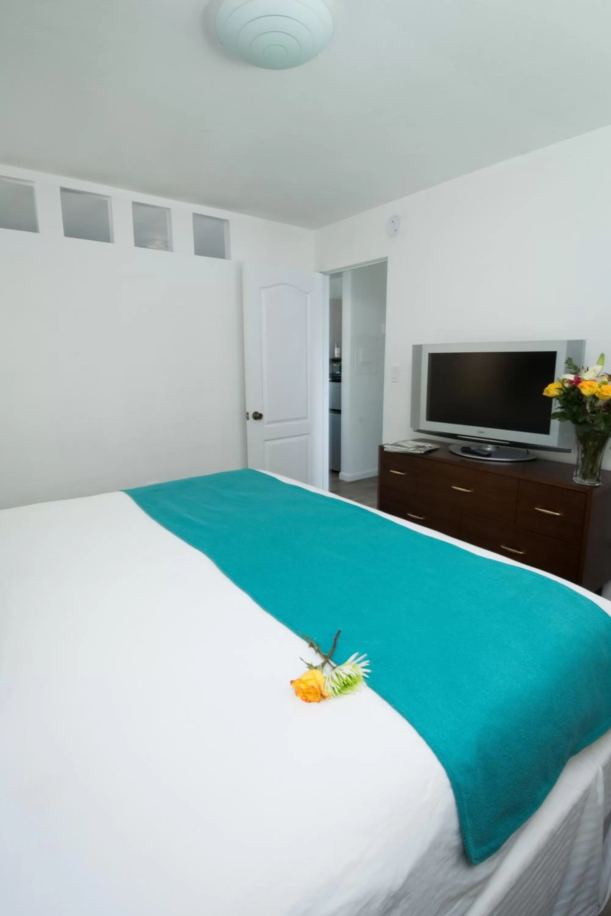 Bedroom, Bed in Regency Inn & Suites Sarasota