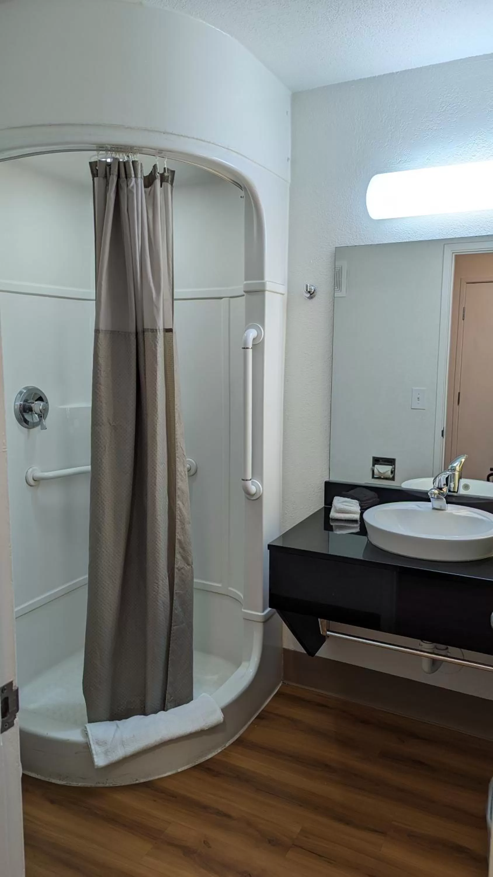 Bathroom in Hilltop Hotel