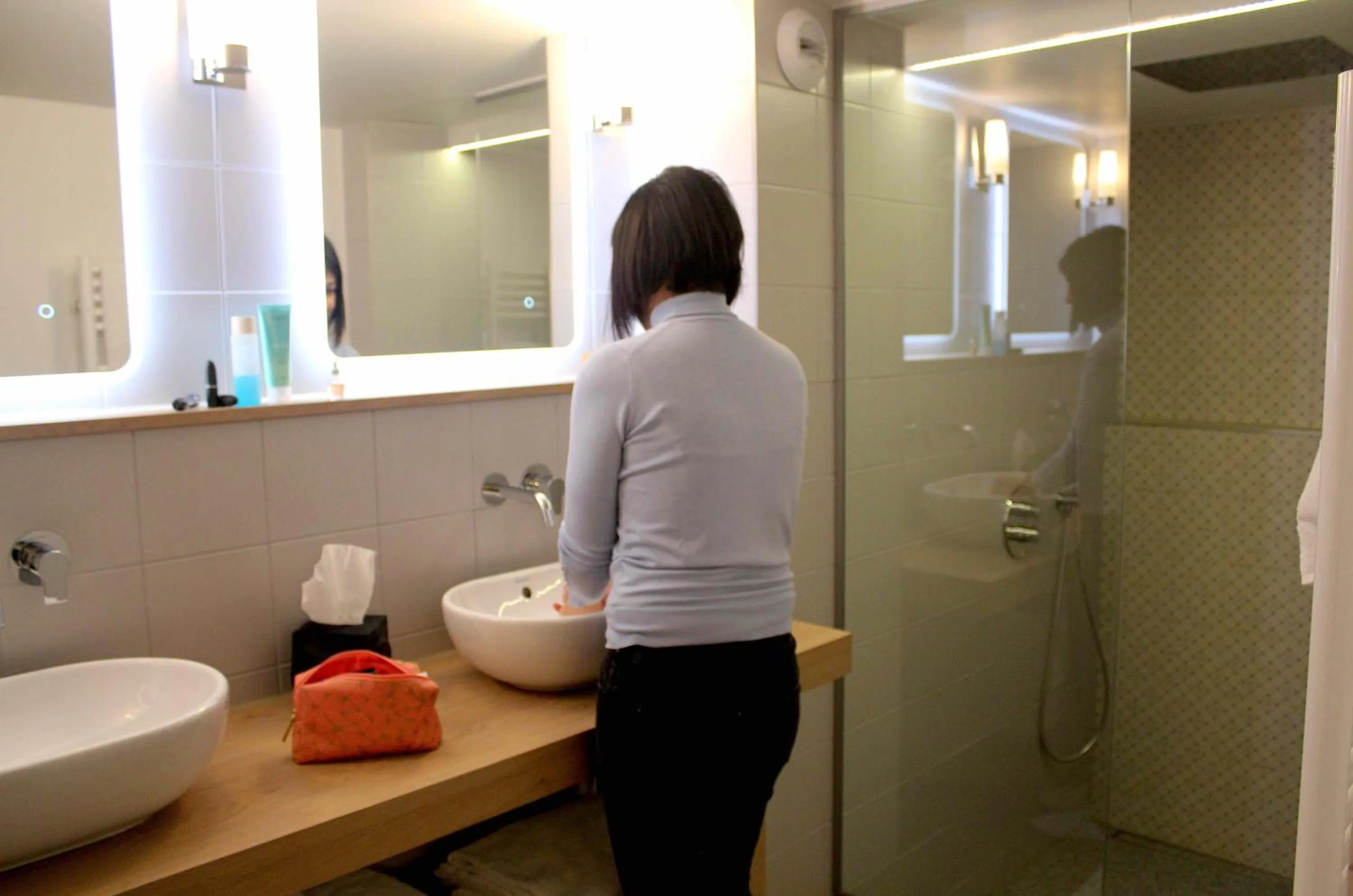 Bathroom in Hotel Litteraire Alexandre Vialatte, BW Signature Collection