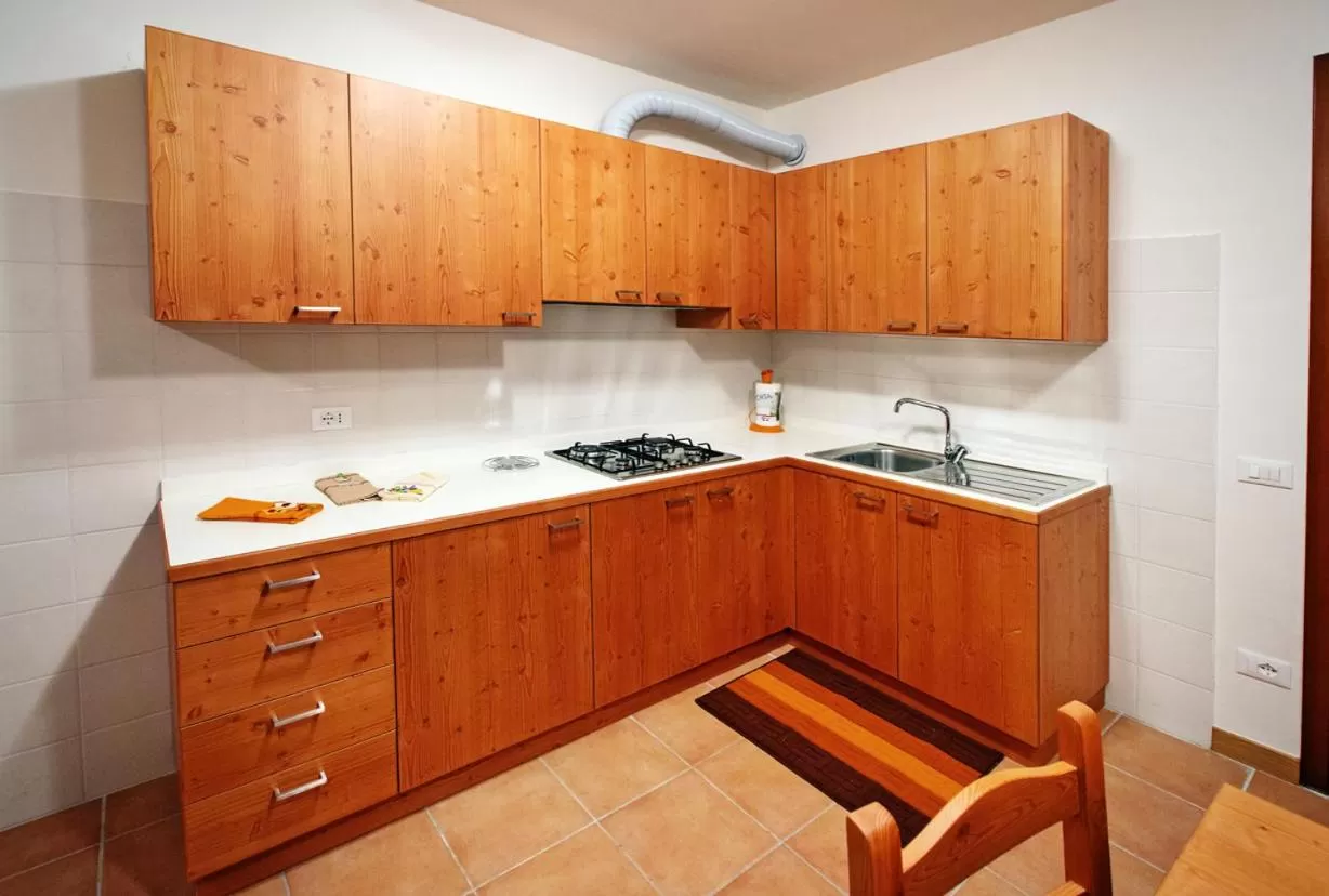 Kitchen or kitchenette, Kitchen/Kitchenette in Albergo Diffuso Tolmezzo