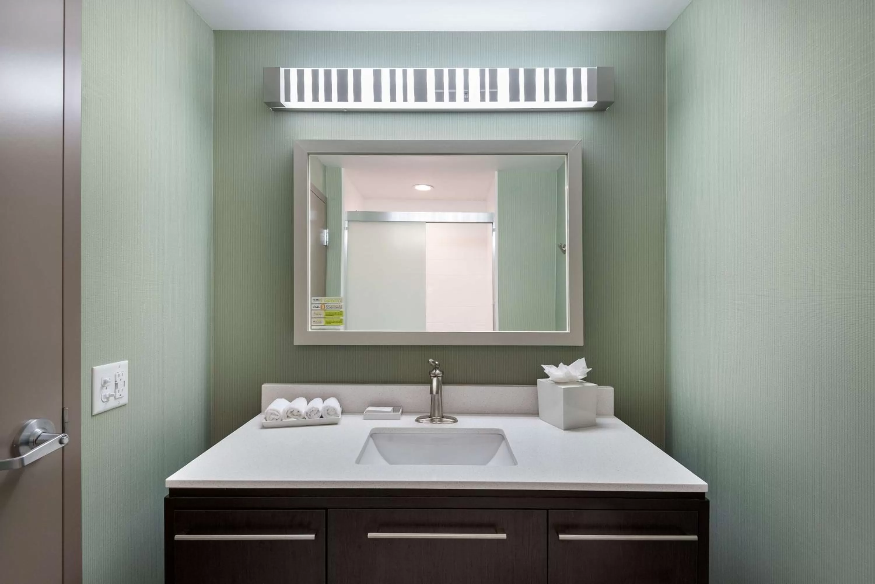 Bathroom in Home2 Suites by Hilton Charlotte University Research Park