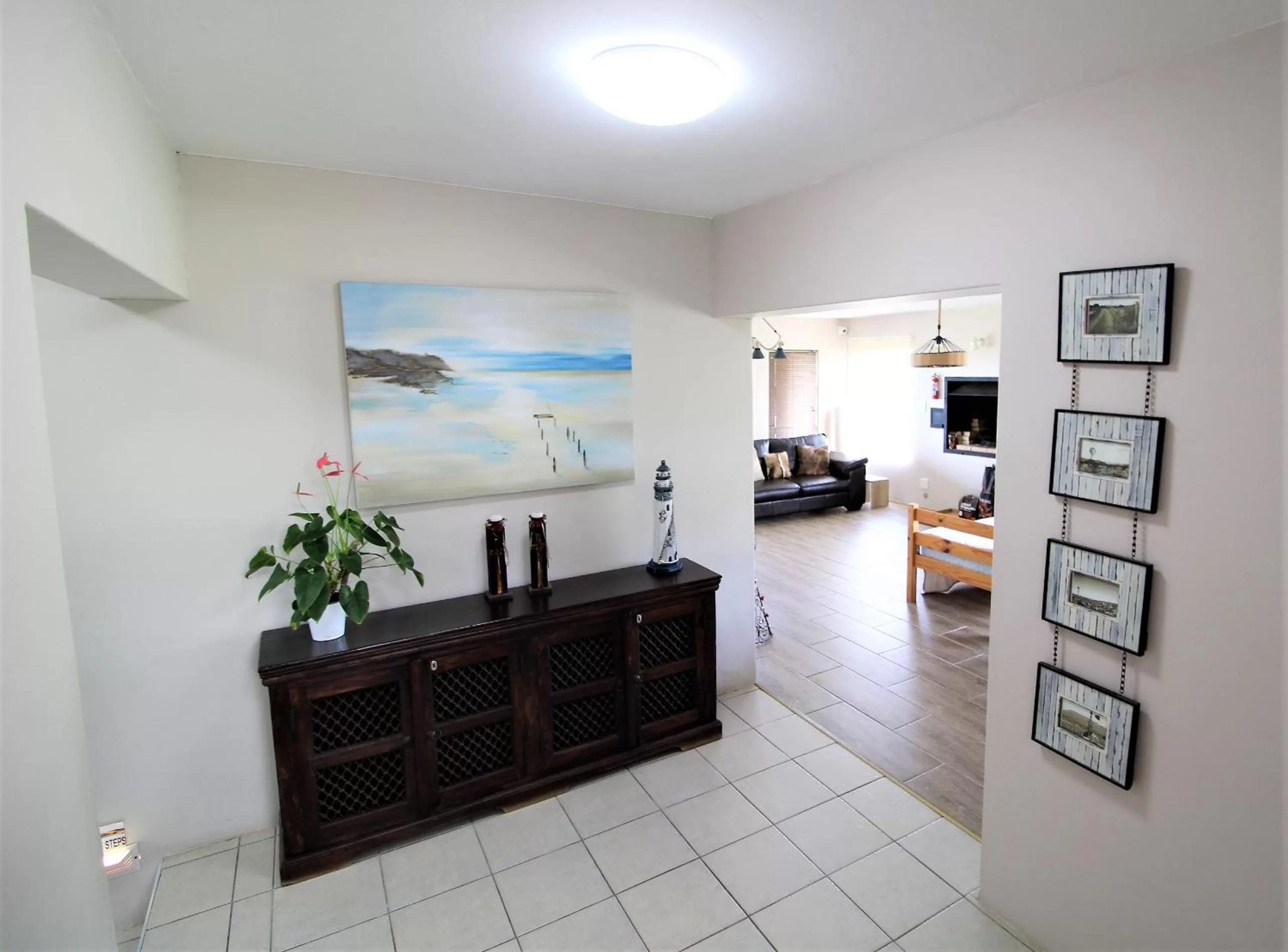 Facade/entrance in Cove View B&B