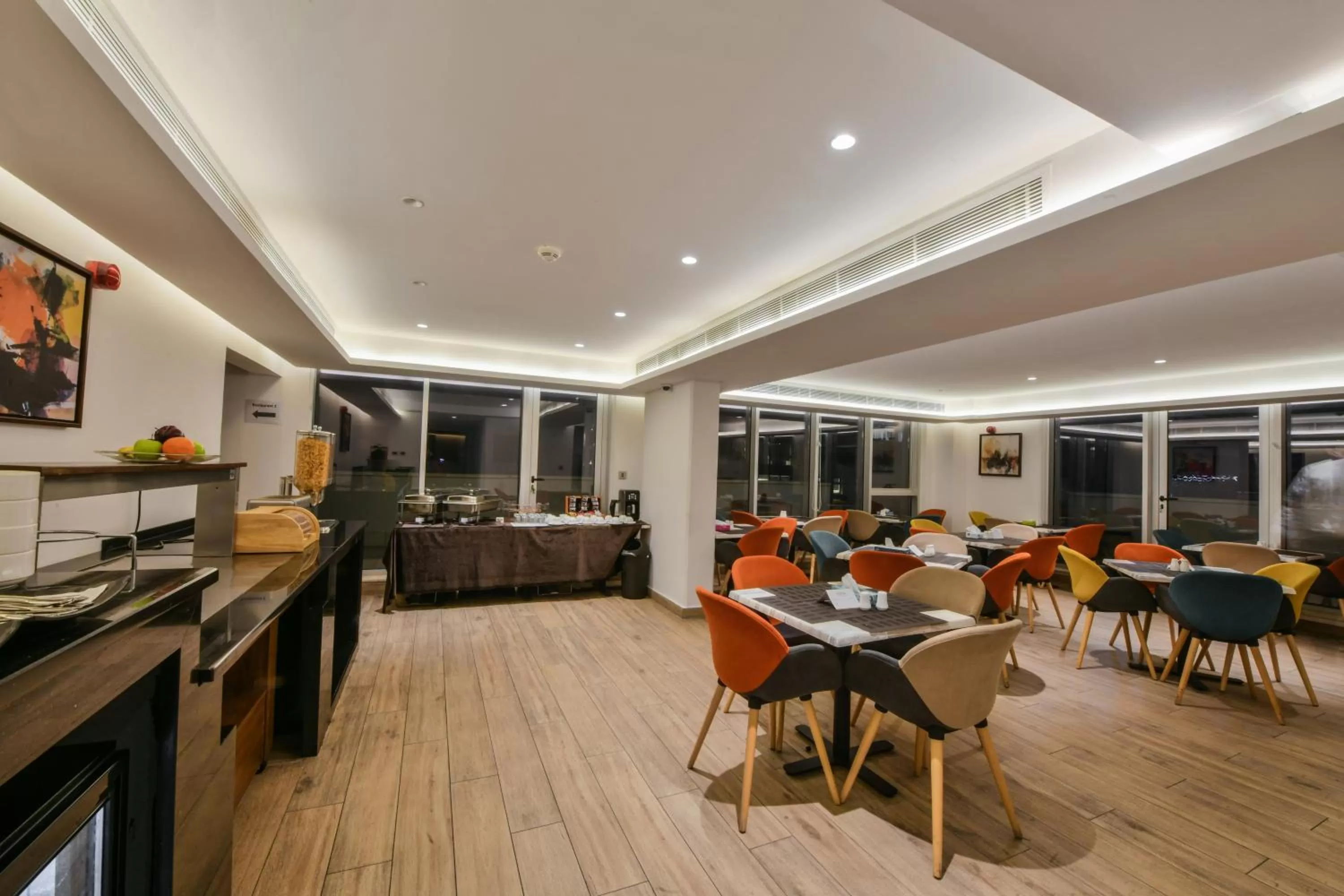 Breakfast in Downtown Hotel Apartments