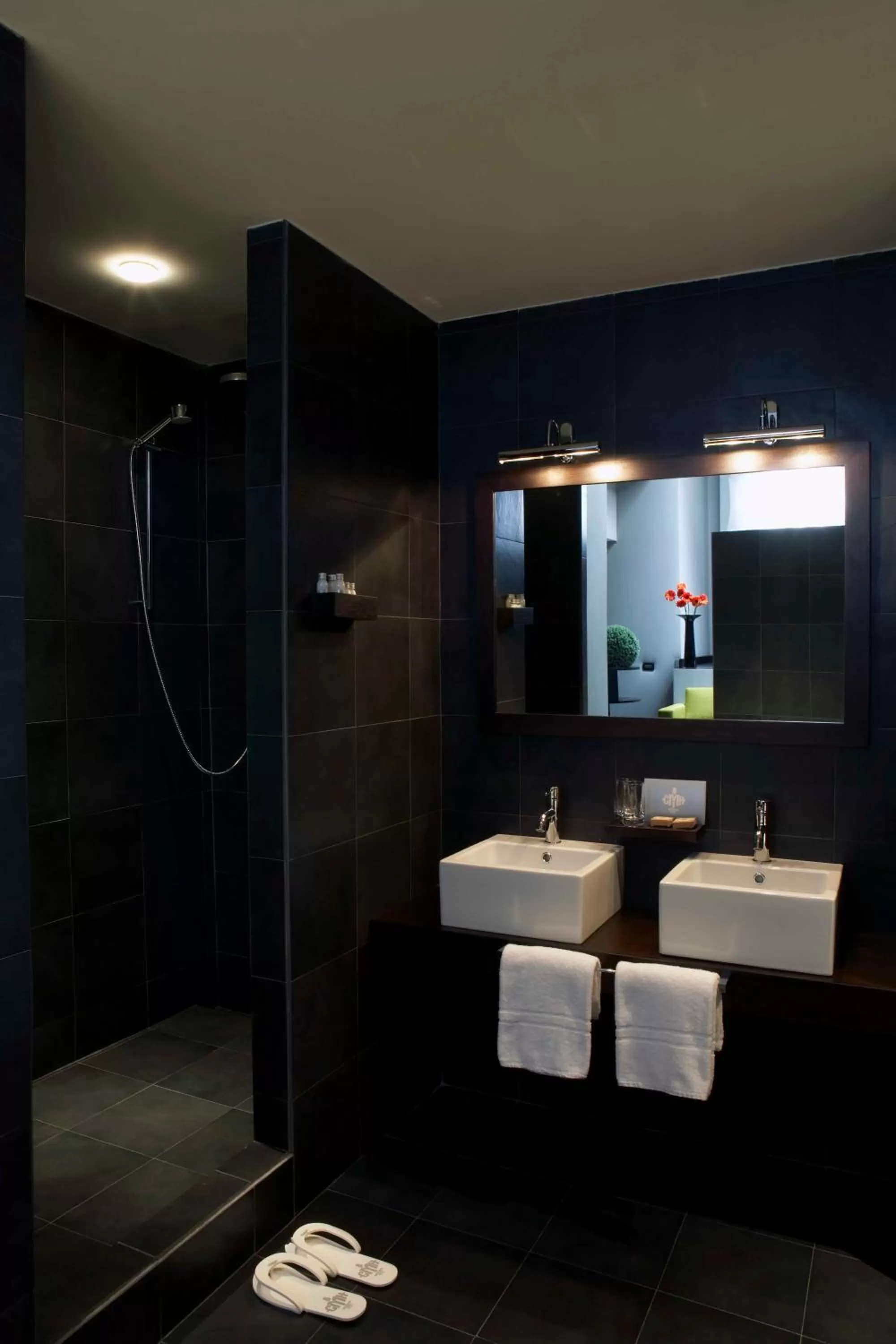 Bathroom in Best Western Cinemusic Hotel