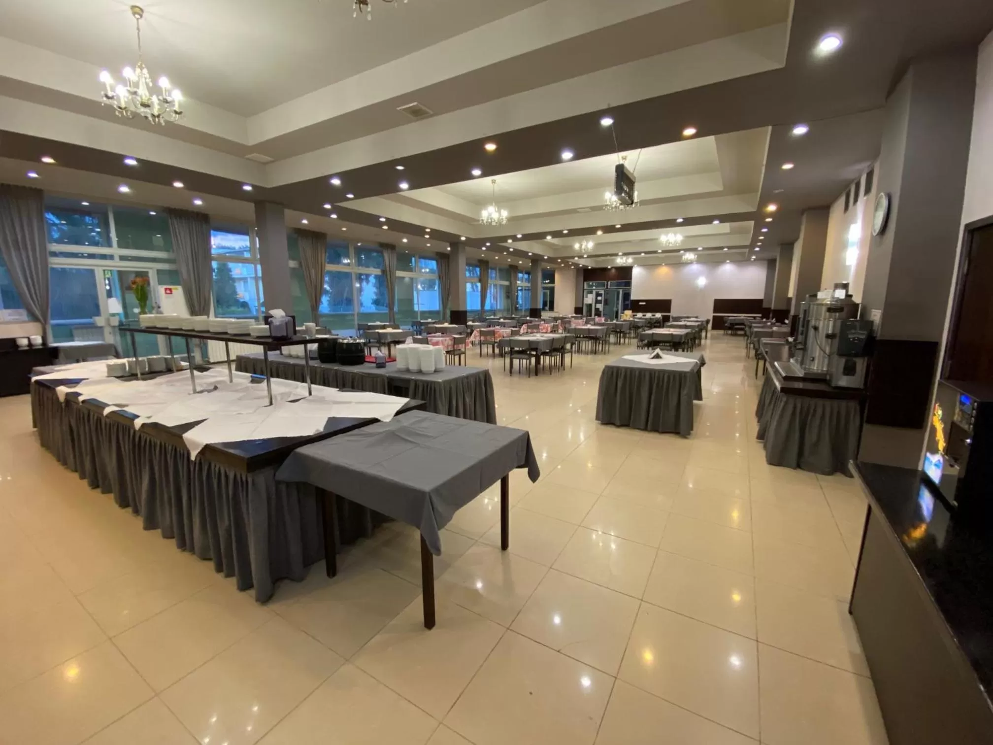 Restaurant/places to eat in Graal SPA