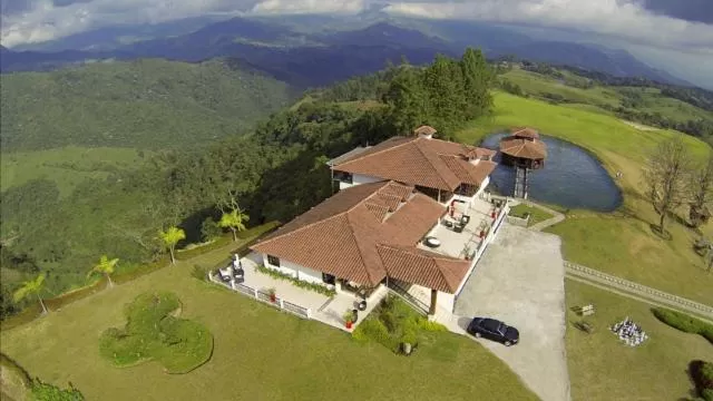 Property building, Bird's-eye View in Hotel Reserva Monarca