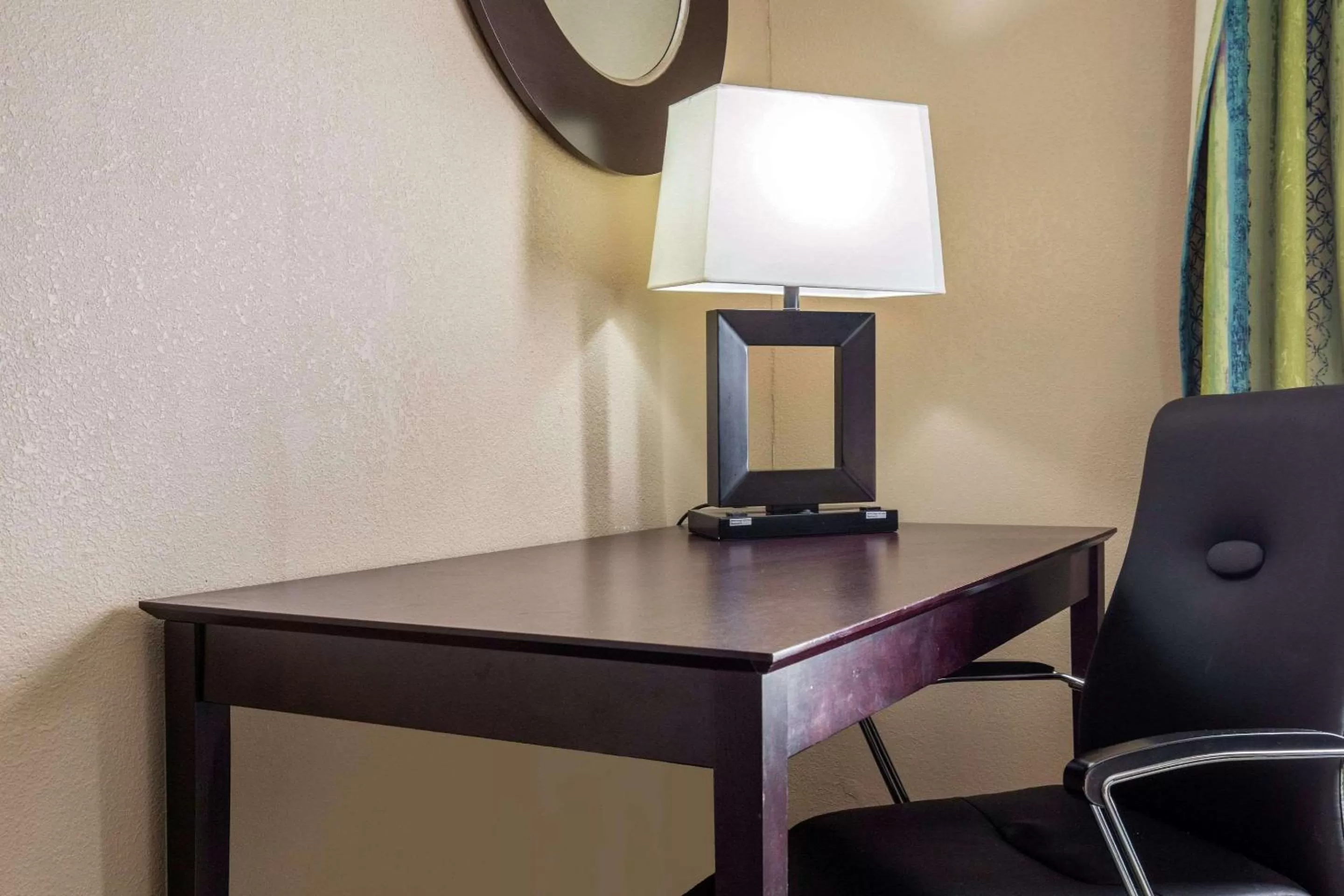 Photo of the whole room, TV/Entertainment Center in Quality Inn & Suites Arnold