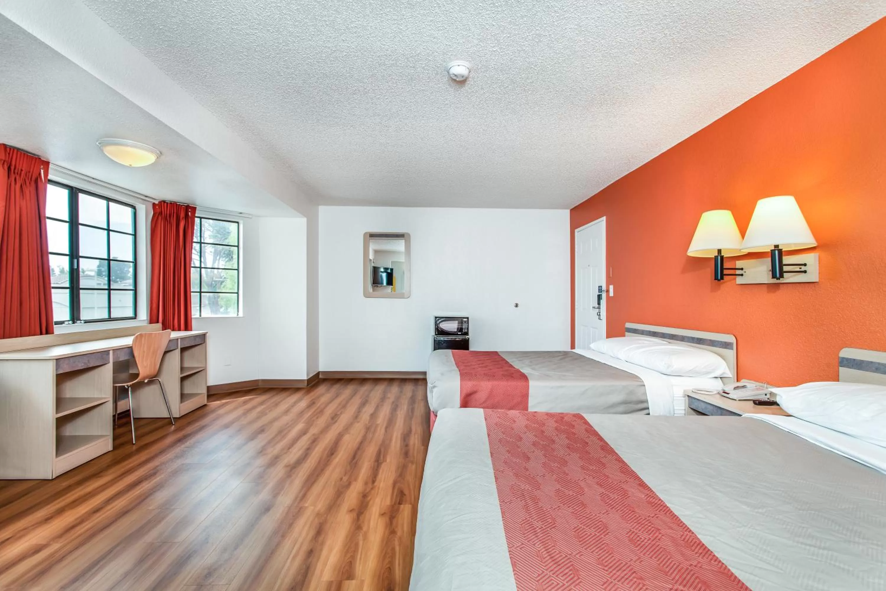 Bedroom in Motel 6-Fairfield, CA - North