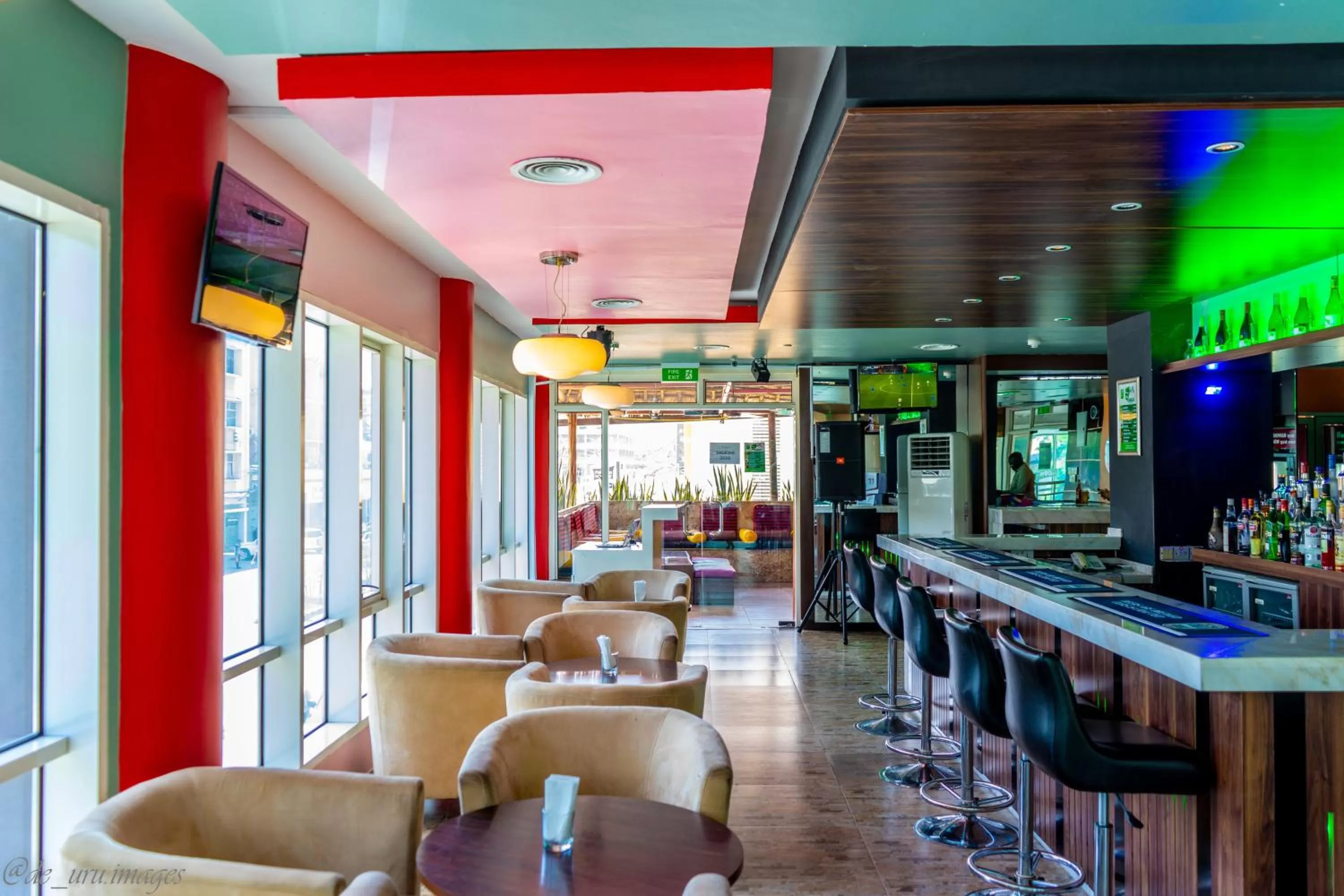 Restaurant/places to eat in Holiday Inn Dar Es Salaam by IHG