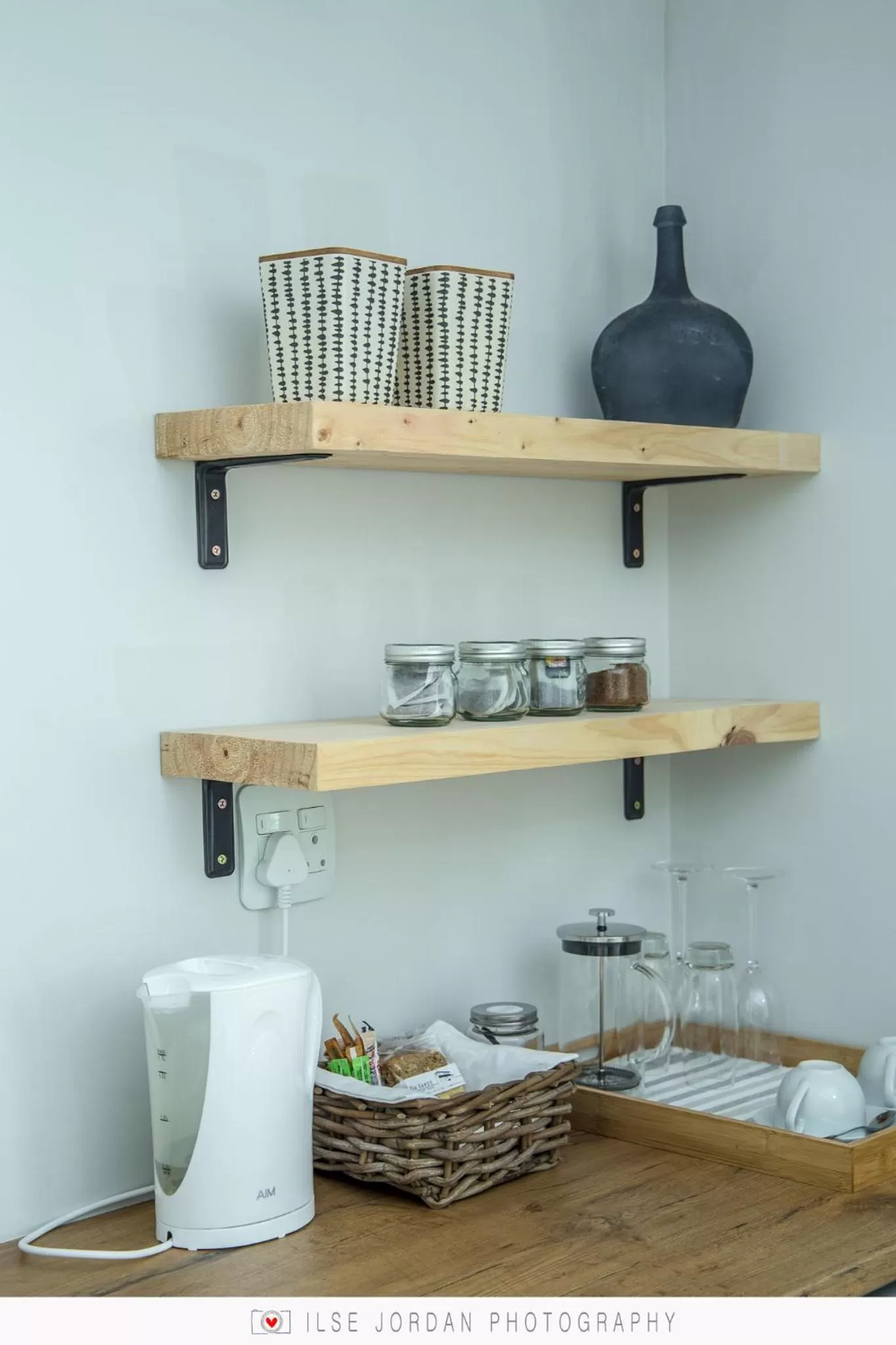 Coffee/tea facilities in Raw Karoo Guest House